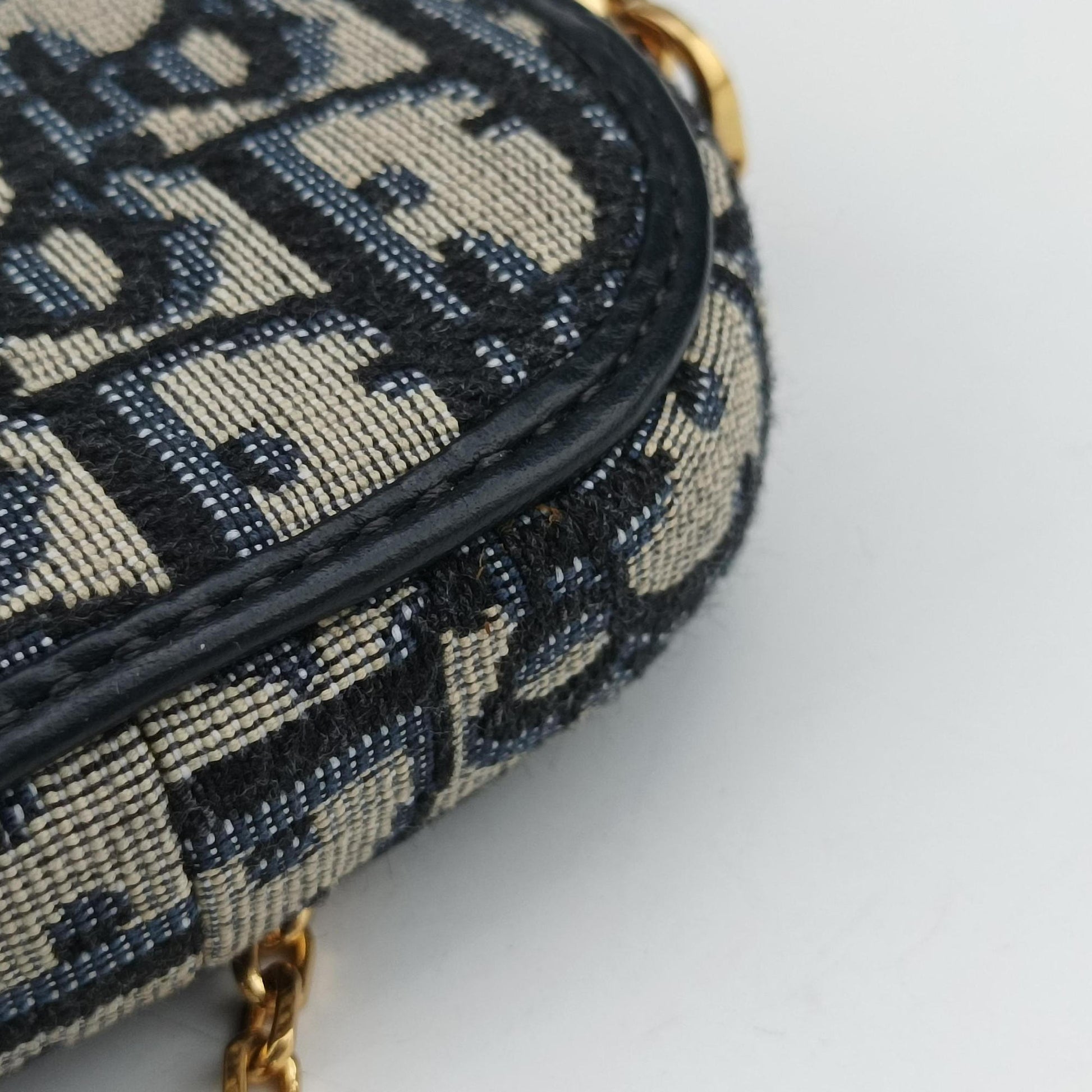 Oblique 30 Montaigne Phone Holder Navy Oblique jacquard 43-MA-0290オブリーク 30 モンテーニュ フォン ホルダー ネイビー ジャカード 43-MA-0290