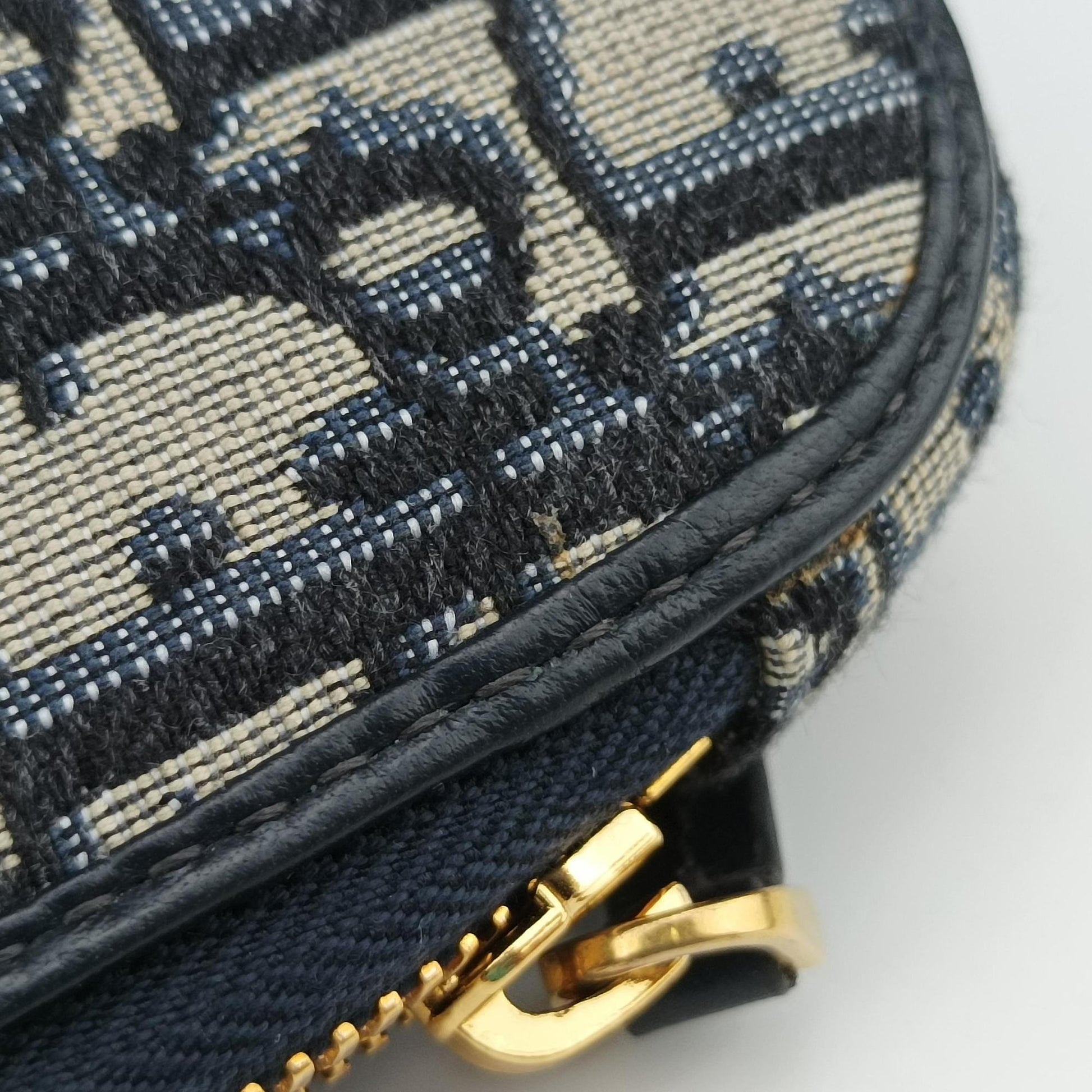 Oblique 30 Montaigne Phone Holder Navy Oblique jacquard 43-MA-0290オブリーク 30 モンテーニュ フォン ホルダー ネイビー ジャカード 43-MA-0290
