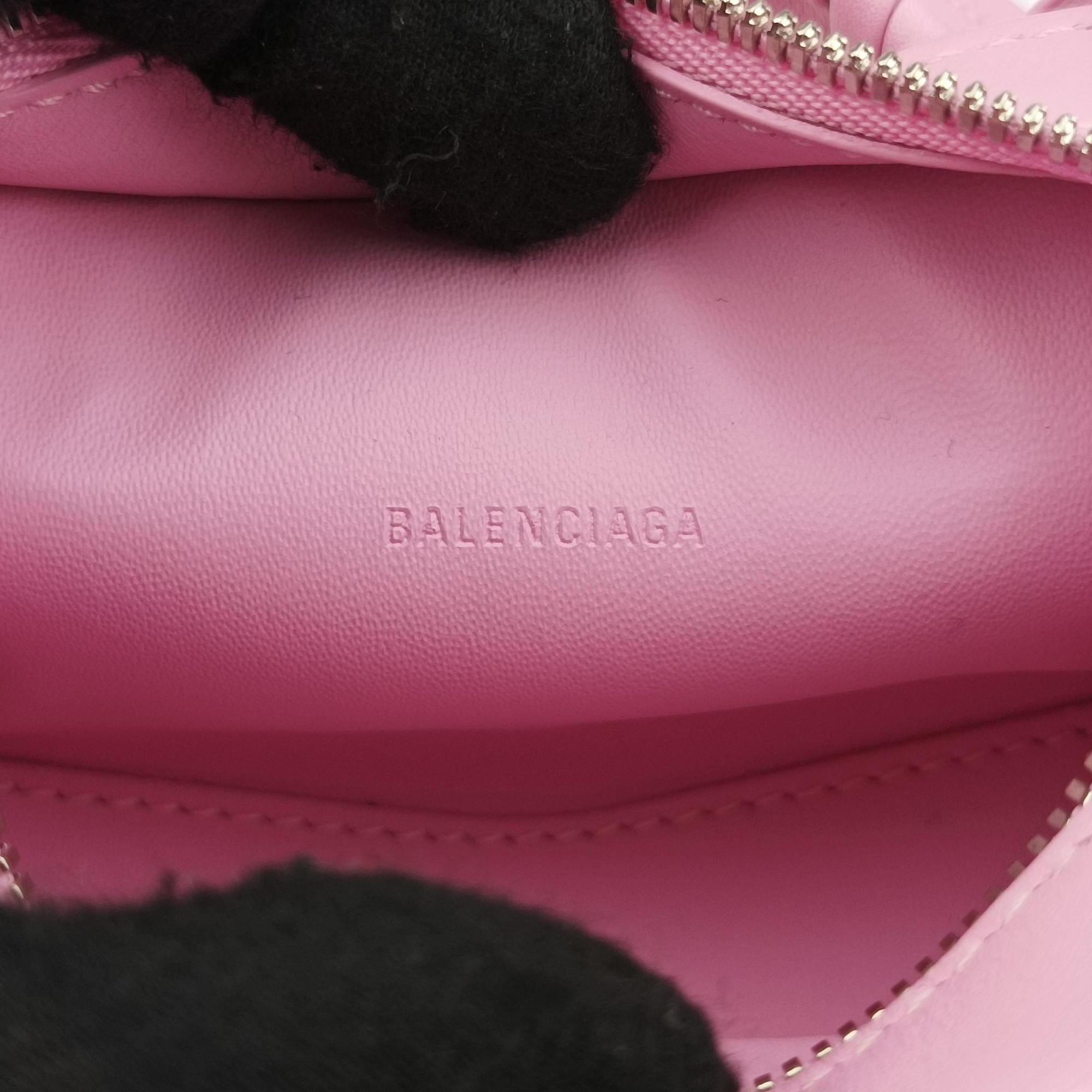 Neo Cagole XS Pink lambskin 669537.5906.S.535269ネオ カゴール XS ピンク ラムスキン 669537.5906.S.535269