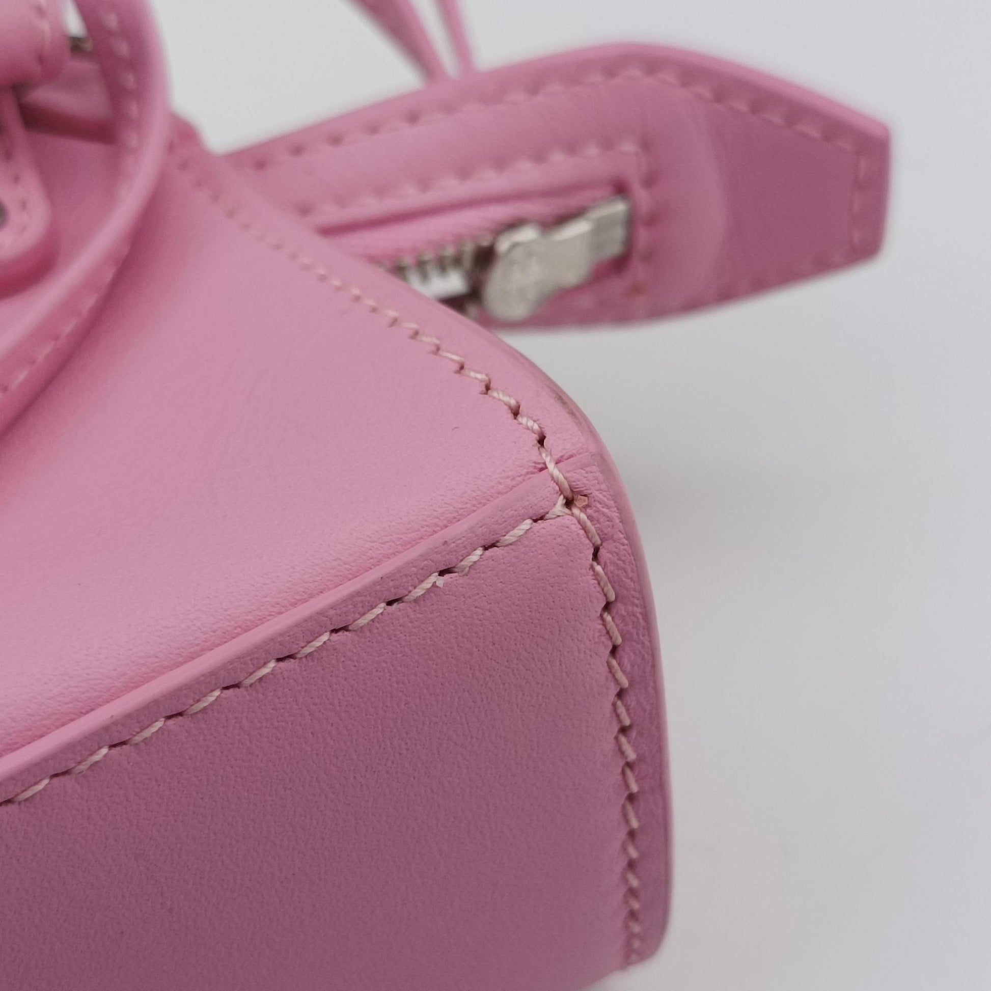 Neo Cagole XS Pink lambskin 669537.5906.S.535269ネオ カゴール XS ピンク ラムスキン 669537.5906.S.535269