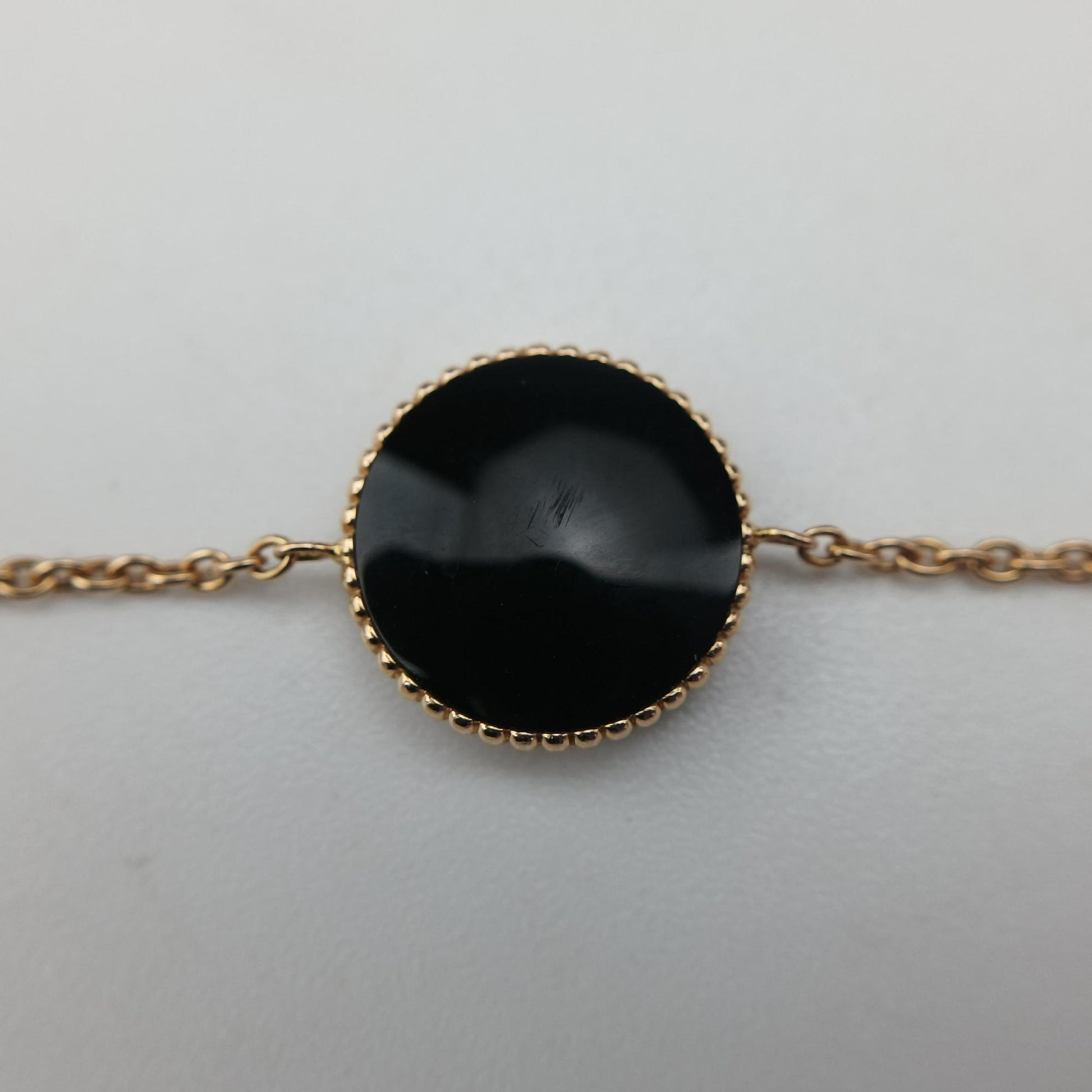 Rose des Vents medallion　 Black×golden AU750 073260ローズデヴァン メダリオン ブラック×ゴールド AU750 073260