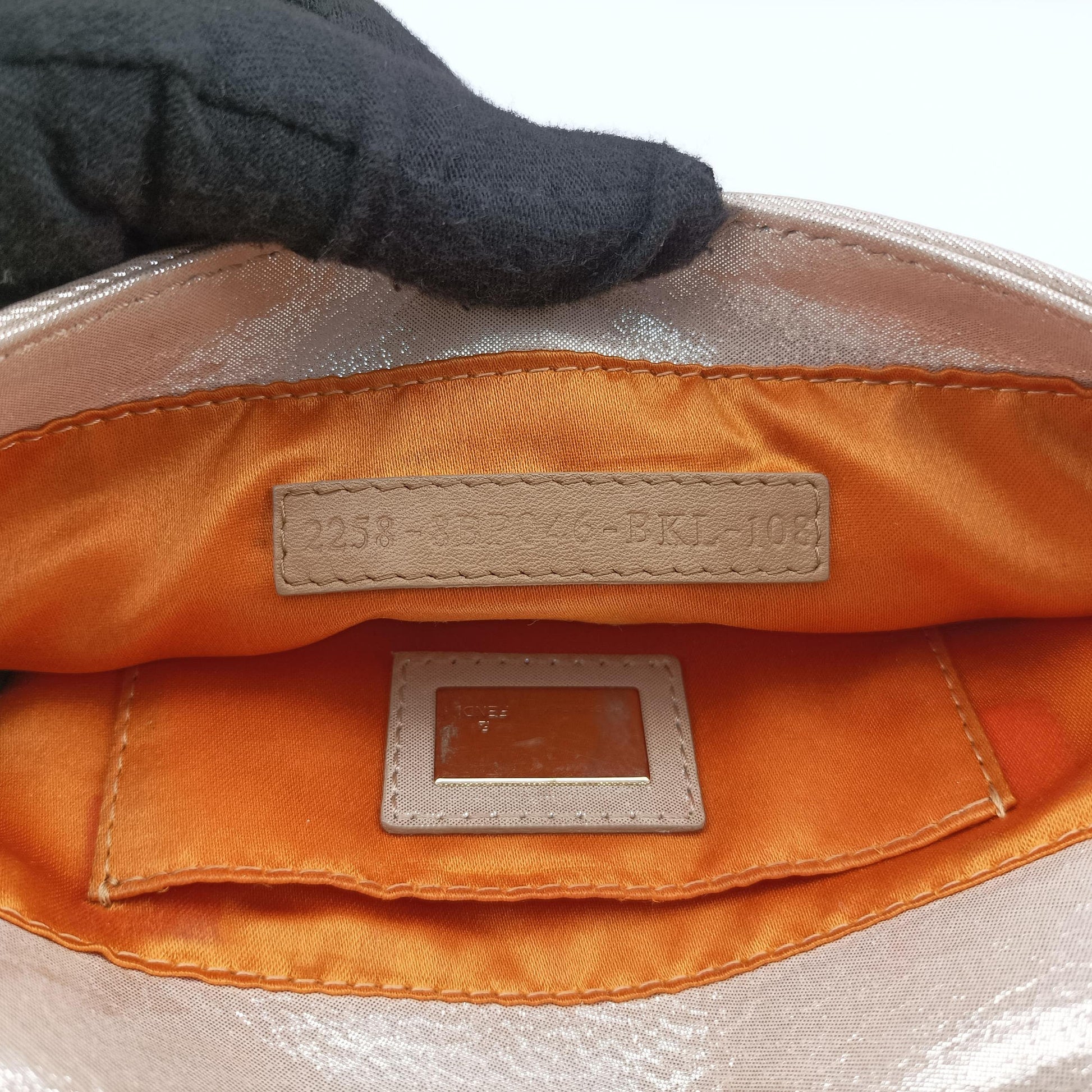 Mia Pochette Golden Leather 8BP046 2258-8BP046-BKL-108ミア ポシェット ゴールド レザー 8BP046 2258-8BP046-BKL-108