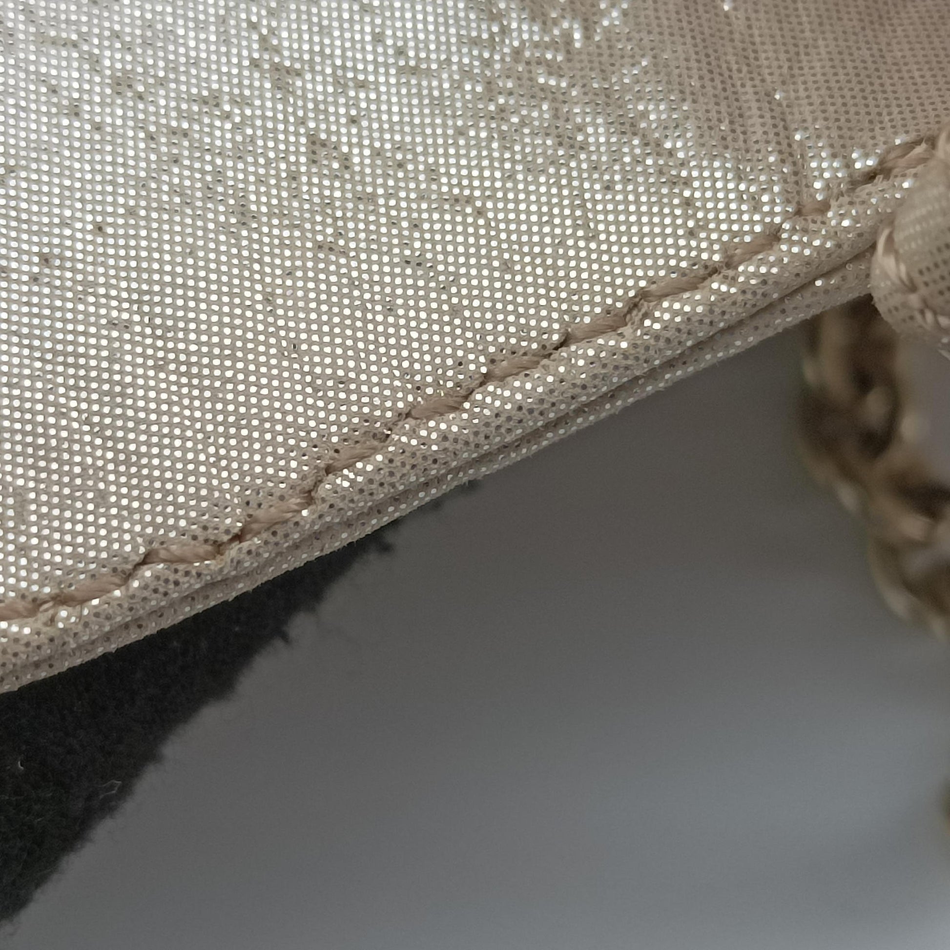 Mia Pochette Golden Leather 8BP046 2258-8BP046-BKL-108ミア ポシェット ゴールド レザー 8BP046 2258-8BP046-BKL-108