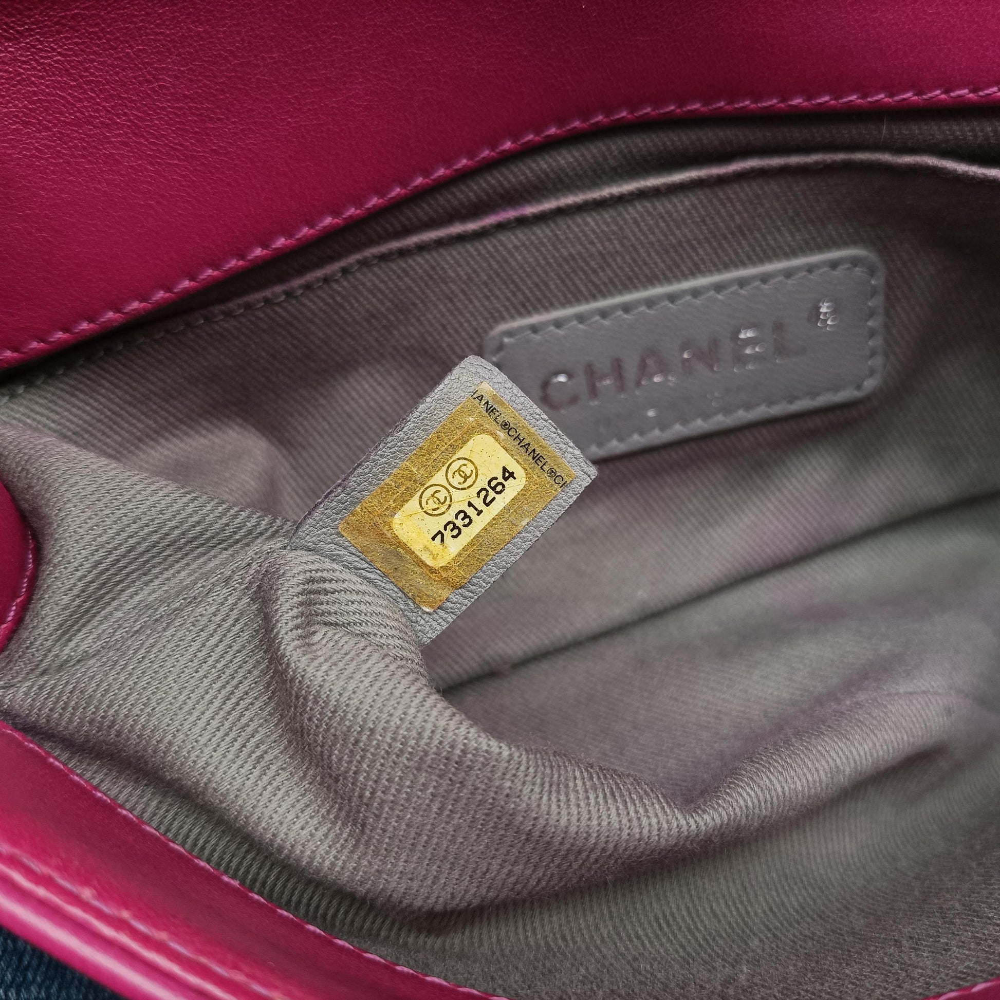 BOY CHANEL Rose velour A67416 17331264ボーイシャネル ローズ レッド ベロア A67416 17331264
