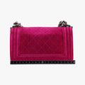 BOY CHANEL Rose velour A67416 17331264ボーイシャネル ローズ レッド ベロア A67416 17331264