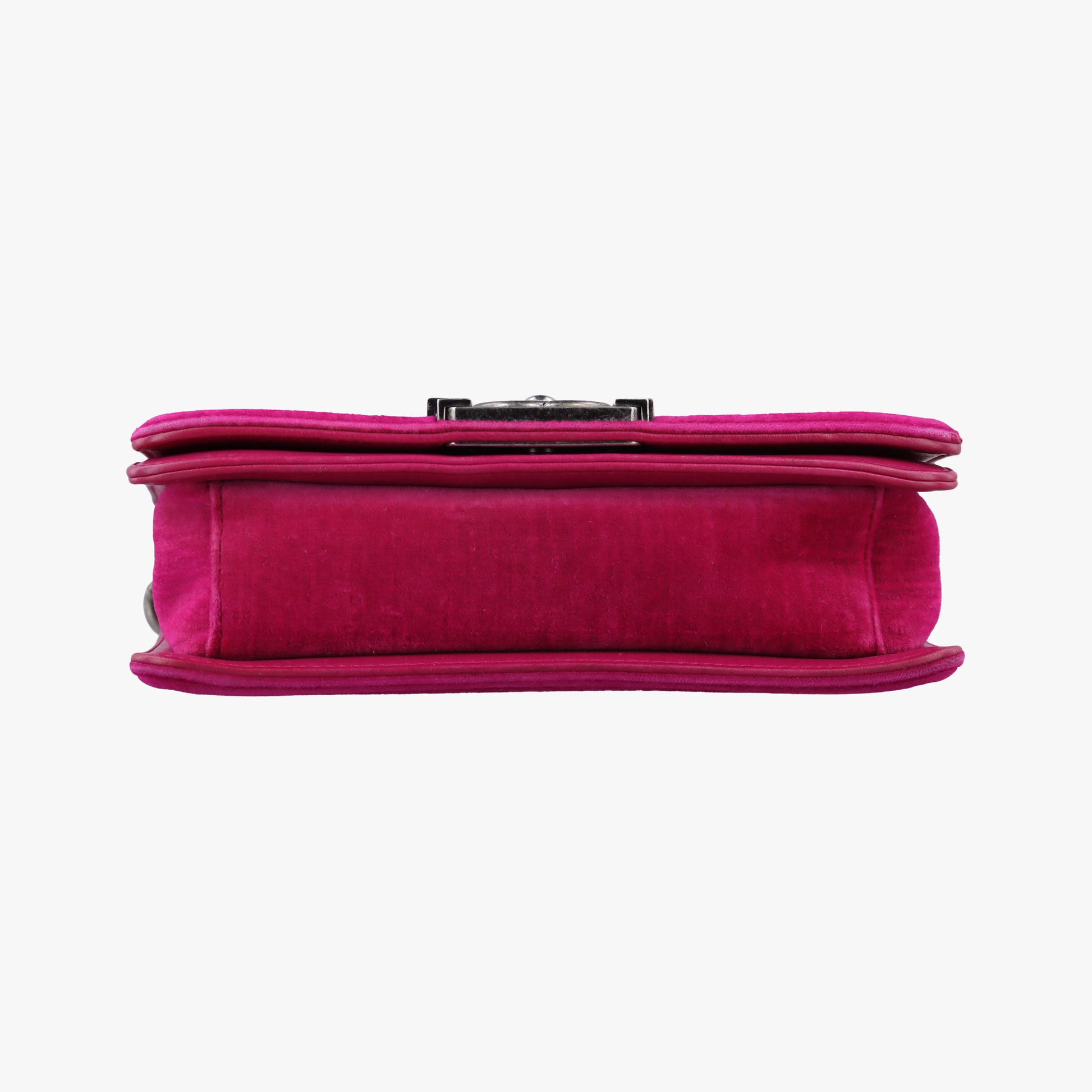 BOY CHANEL Rose velour A67416 17331264ボーイシャネル ローズ レッド ベロア A67416 17331264