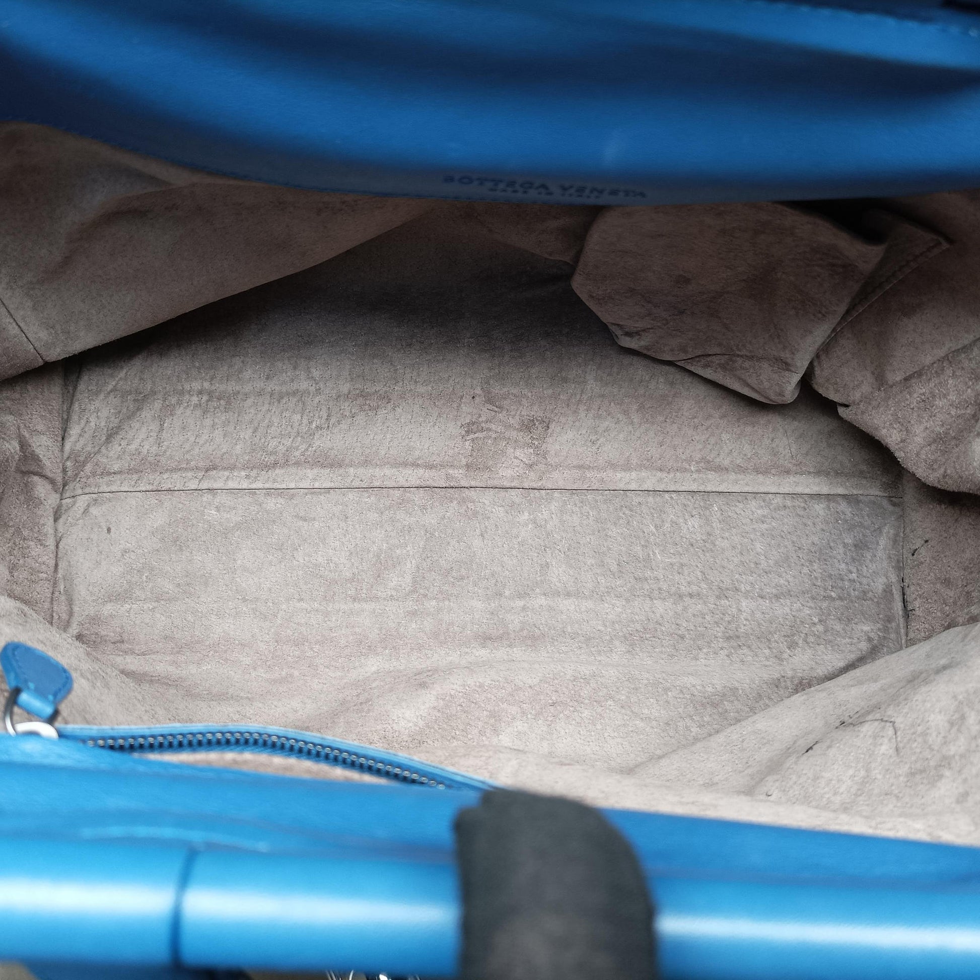 Intrecciato Blue lambskin B02630101Sイントレチャート ブルー ラムスキン B02630101S