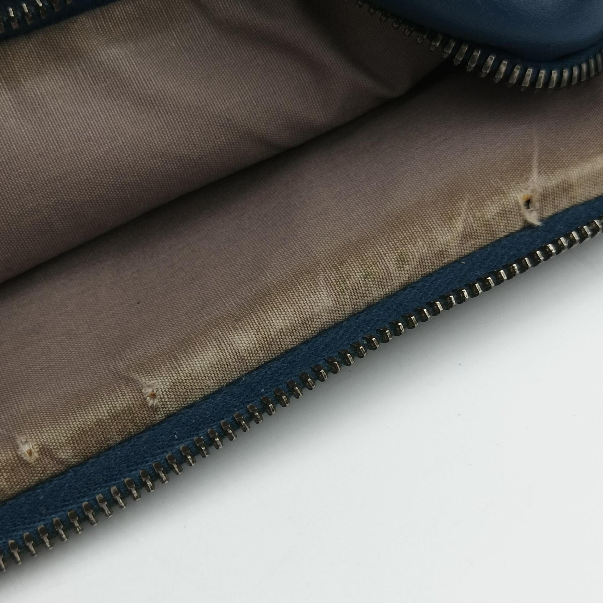Intrecciato Navy lambskin B05679903Vイントレチャート ネイビー ラムスキン B05679903V