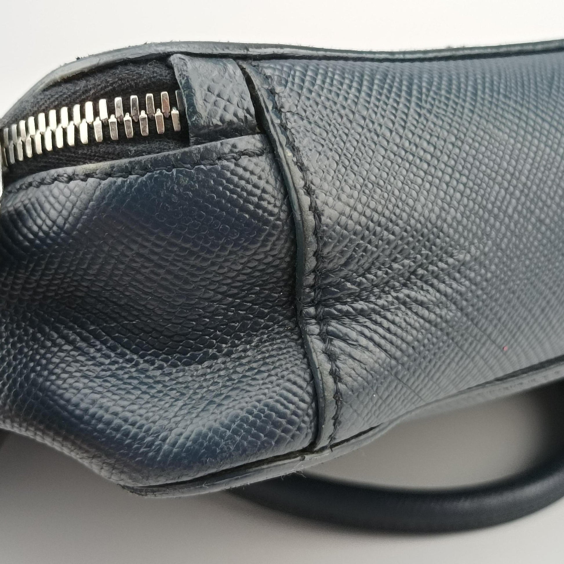 Business Briefcase Navy SAFFIANO Leather 2VE368 8Bビジネス ブリーフケース ブルーブラック サフィアーノレザー 2VE368 8B