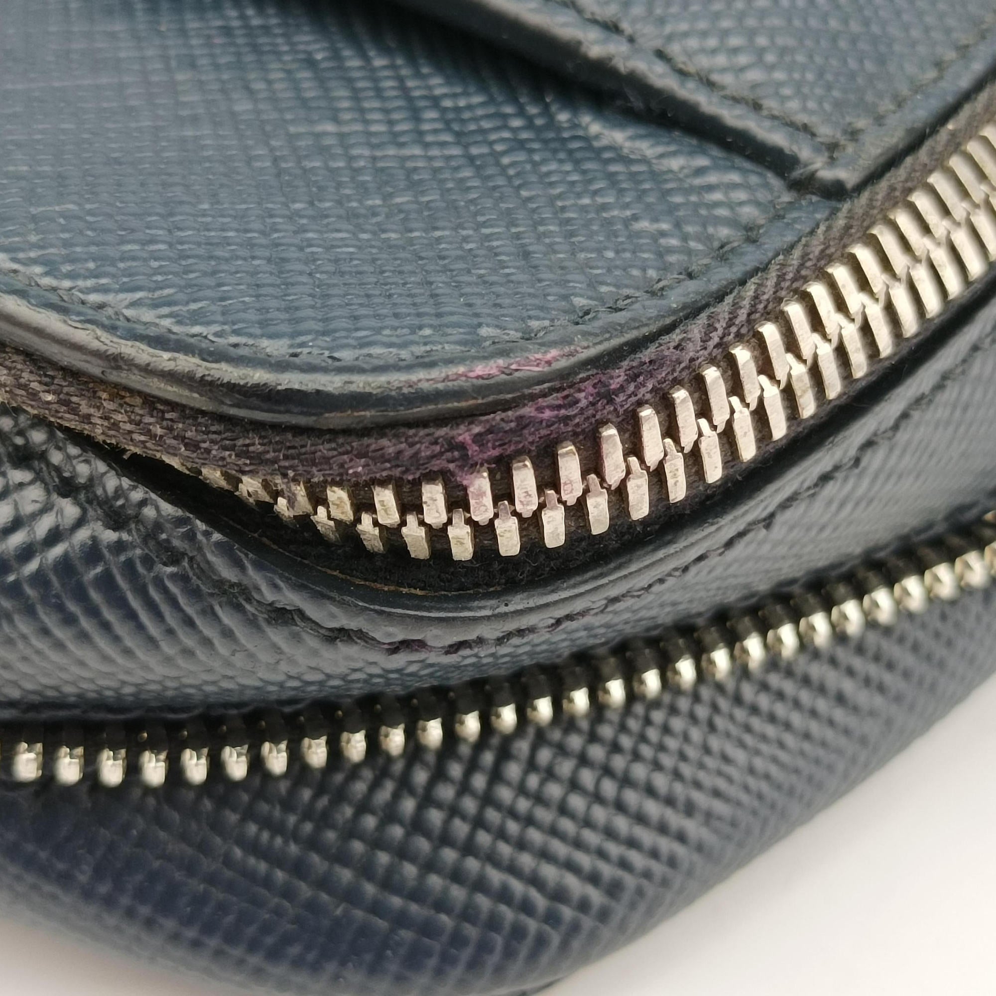 Business Briefcase Navy SAFFIANO Leather 2VE368 8Bビジネス ブリーフケース ブルーブラック サフィアーノレザー 2VE368 8B