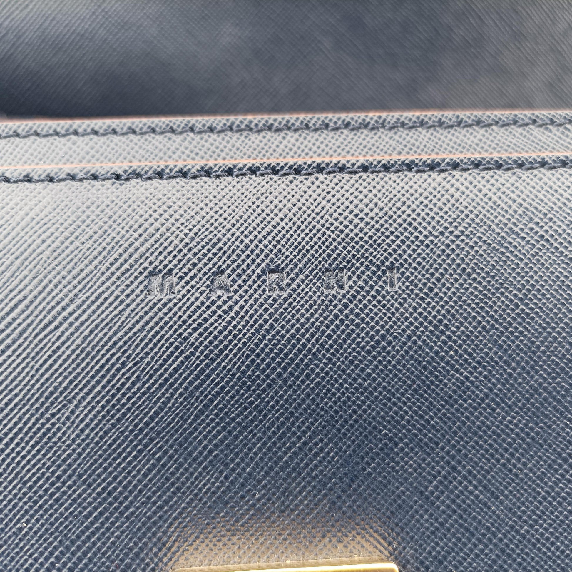 TRUNK Navy Saffiano Leather  トランク ネイビー サフィアーノレザー 