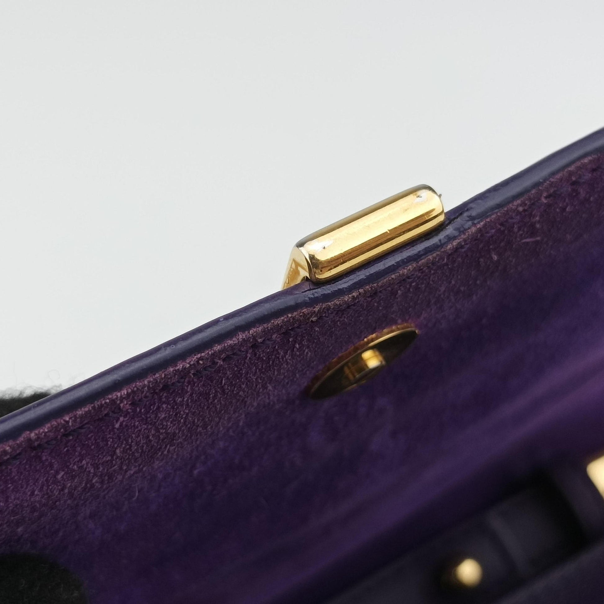 ChYc Mini Y Line Purple Leather 311215 311215.529258シックミニYライン パープル レザー 311215 311215.529258