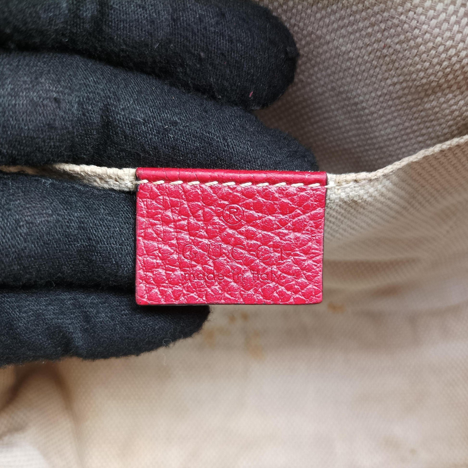 Soho Rose x red Leather 431567 B019970540ソーホー ローズxレッド レザー 431567 B019970540