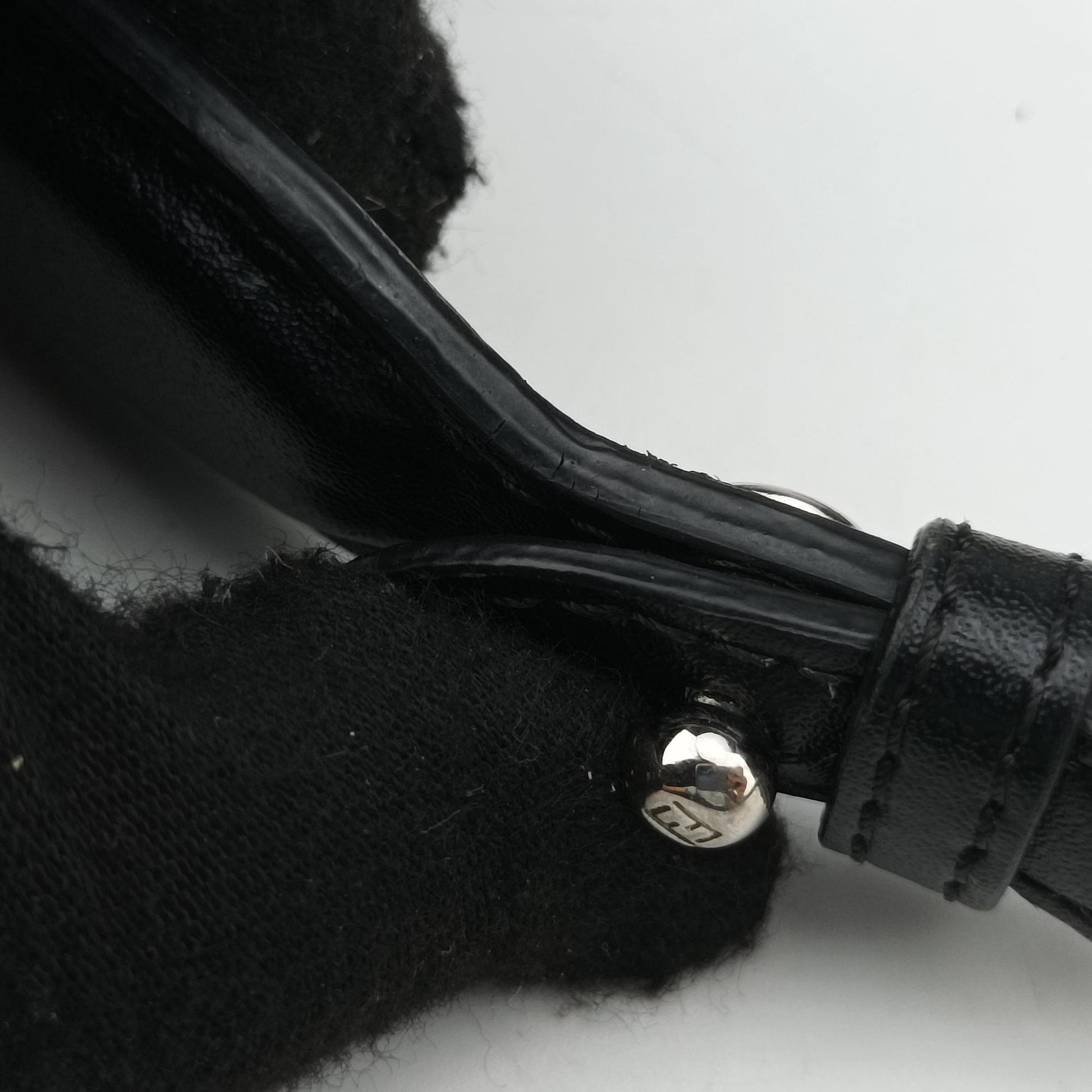 Studded Kan I Black Leather 8M0381 8M0381 A0ZR 188-8241スタッズ キャナイ ブラック レザー 8M0381 8M0381 A0ZR 188-8241