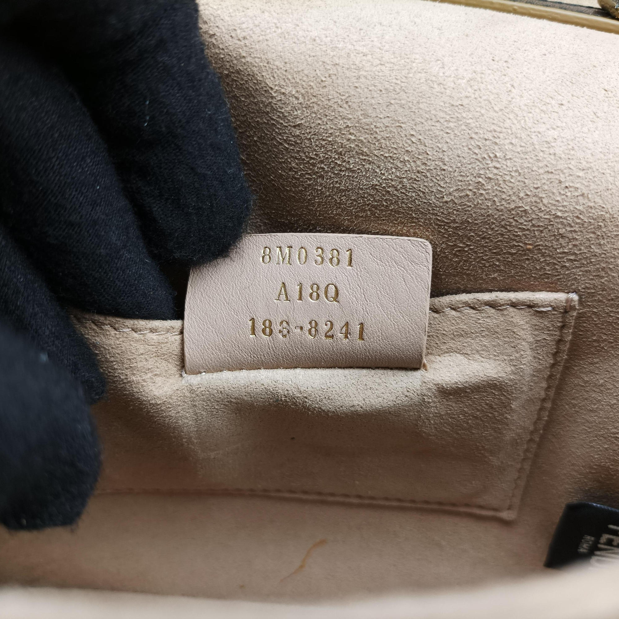 Kan I Black Leather 8M0381 8M0381 A18Q 188-8241キャナイ ブラック レザー 8M0381 8M0381 A18Q 188-8241