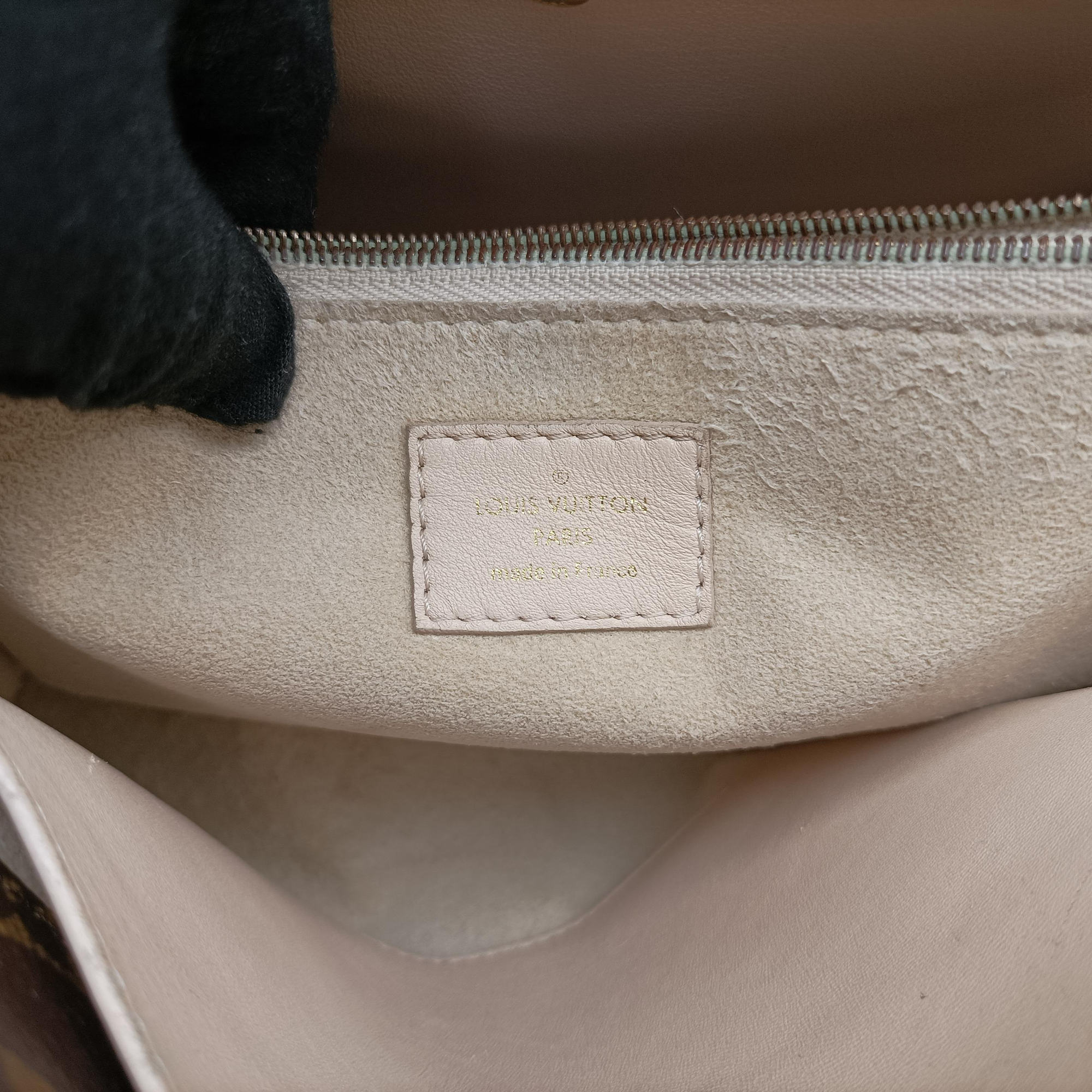 Double V Bag Brown  × Creme Monogram Canvas × Grained Leather M54155 TR0157ドゥブルV ブラウン× クレーム モノグラムキャンバス×トリヨンレザー M54155 TR0157