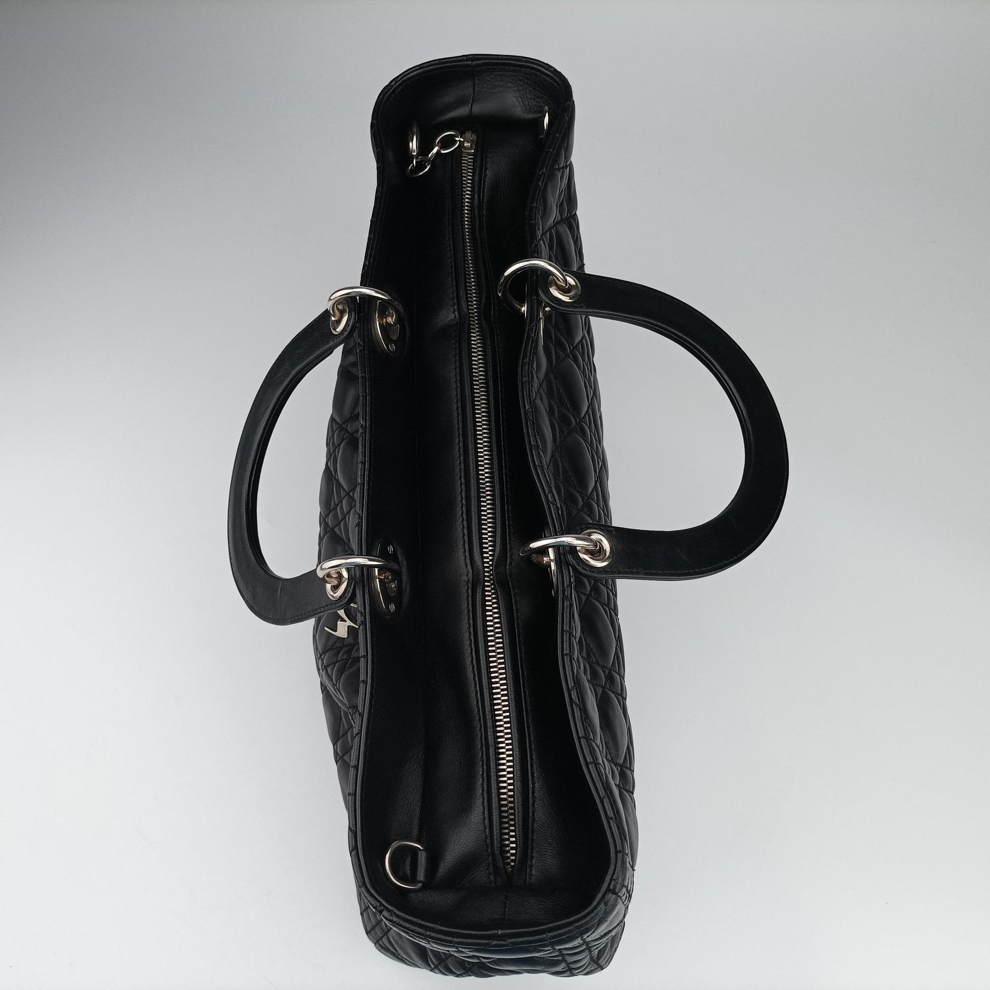 Lady Dior Black lambskin 16-MA-0120レディディオール ブラック ラムスキン 16-MA-0120
