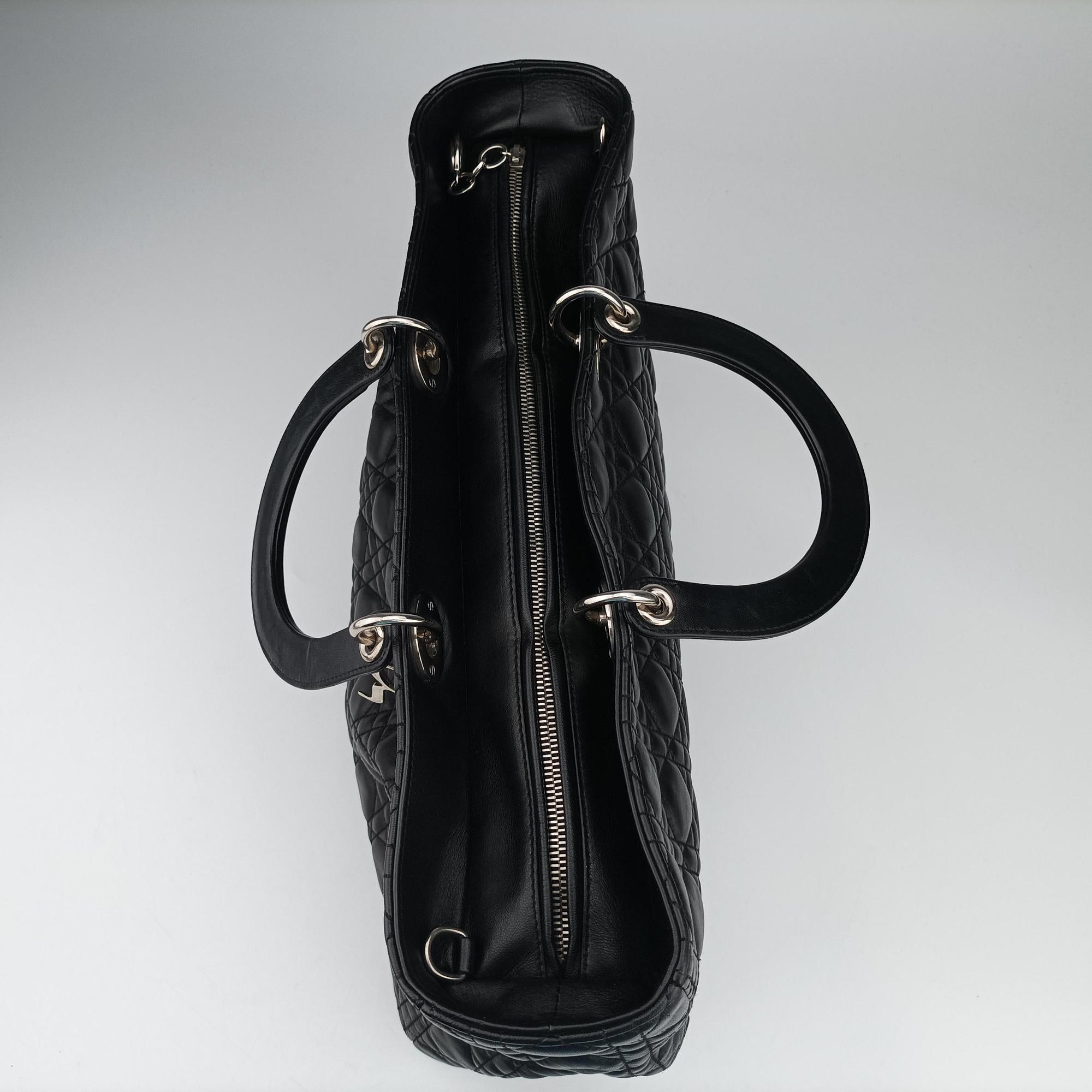 Lady Dior Black lambskin 16-MA-0120レディディオール ブラック ラムスキン 16-MA-0120