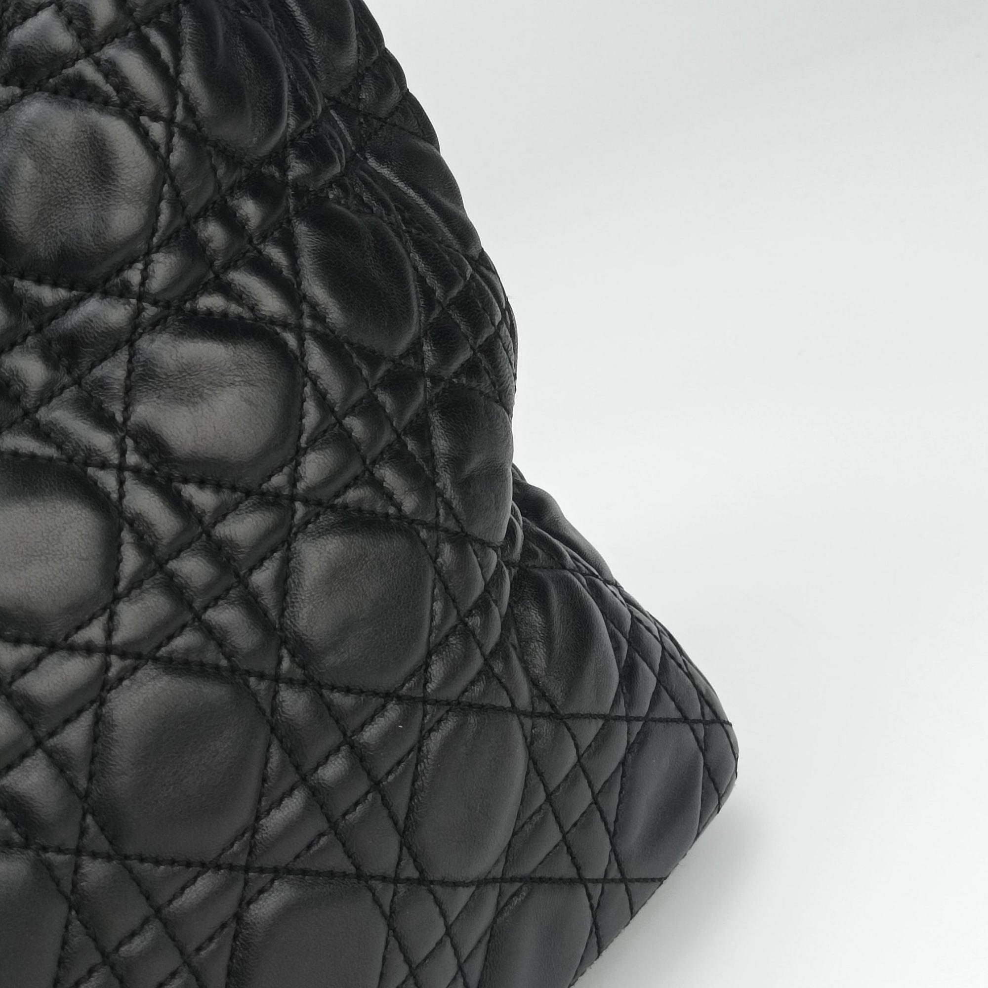 Lady Dior Black lambskin 16-MA-0120レディディオール ブラック ラムスキン 16-MA-0120