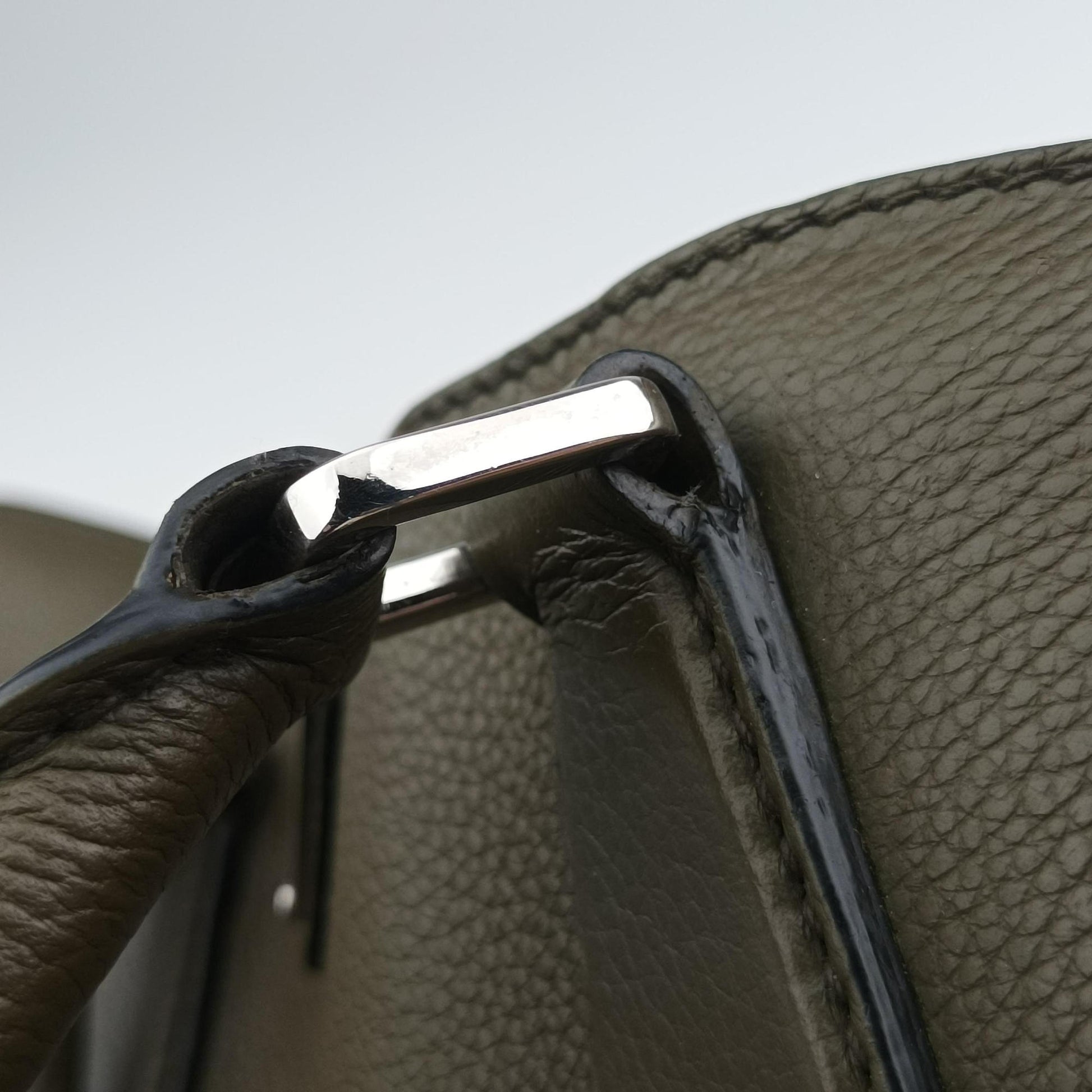 Business Briefcase Green Leather 2VE368 7/Iビジネス ブリーフケース グリーン レザー 2VE368 7/I
