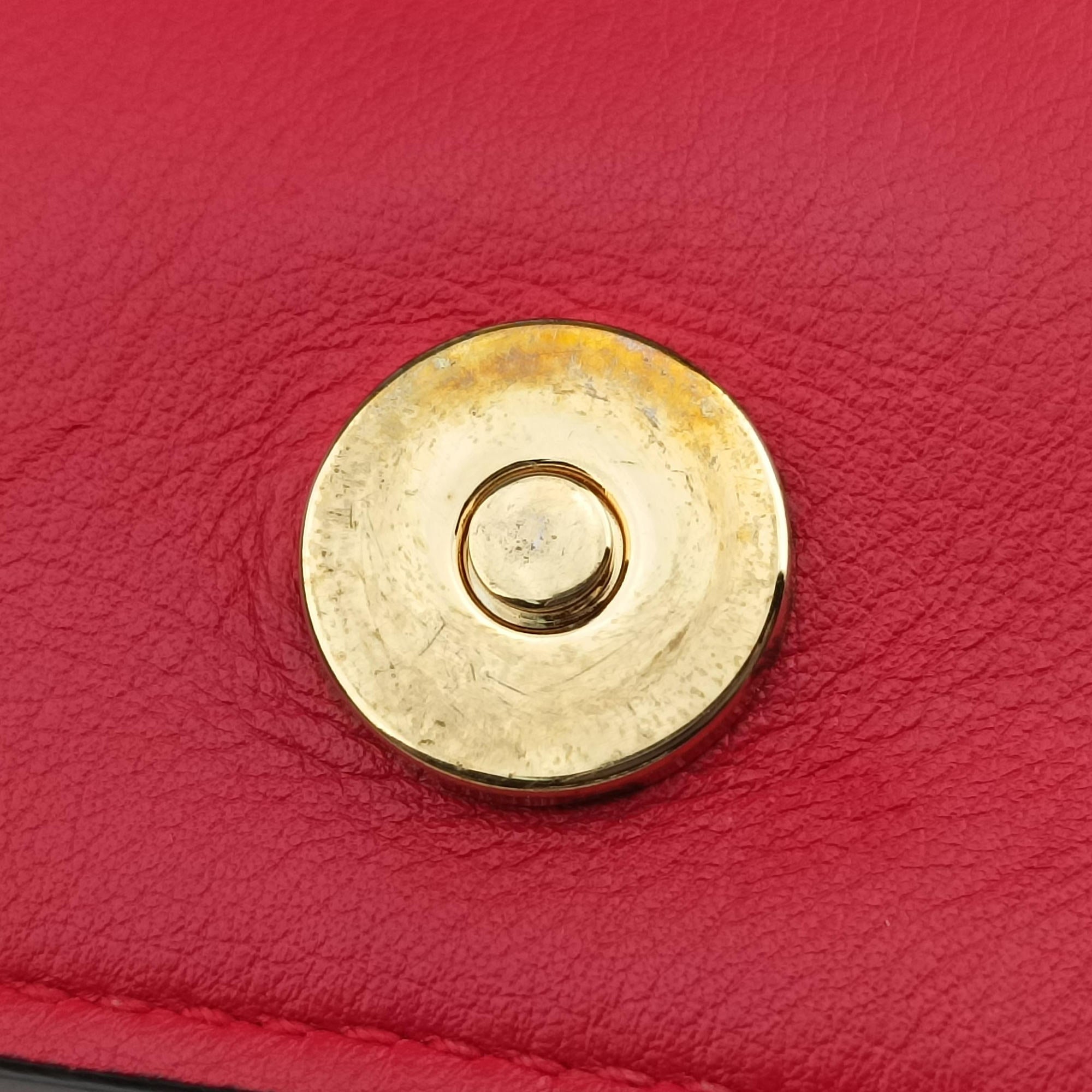 Vara Red Leather AU-21/G657ヴァラ レッド レザー AU-21/G657