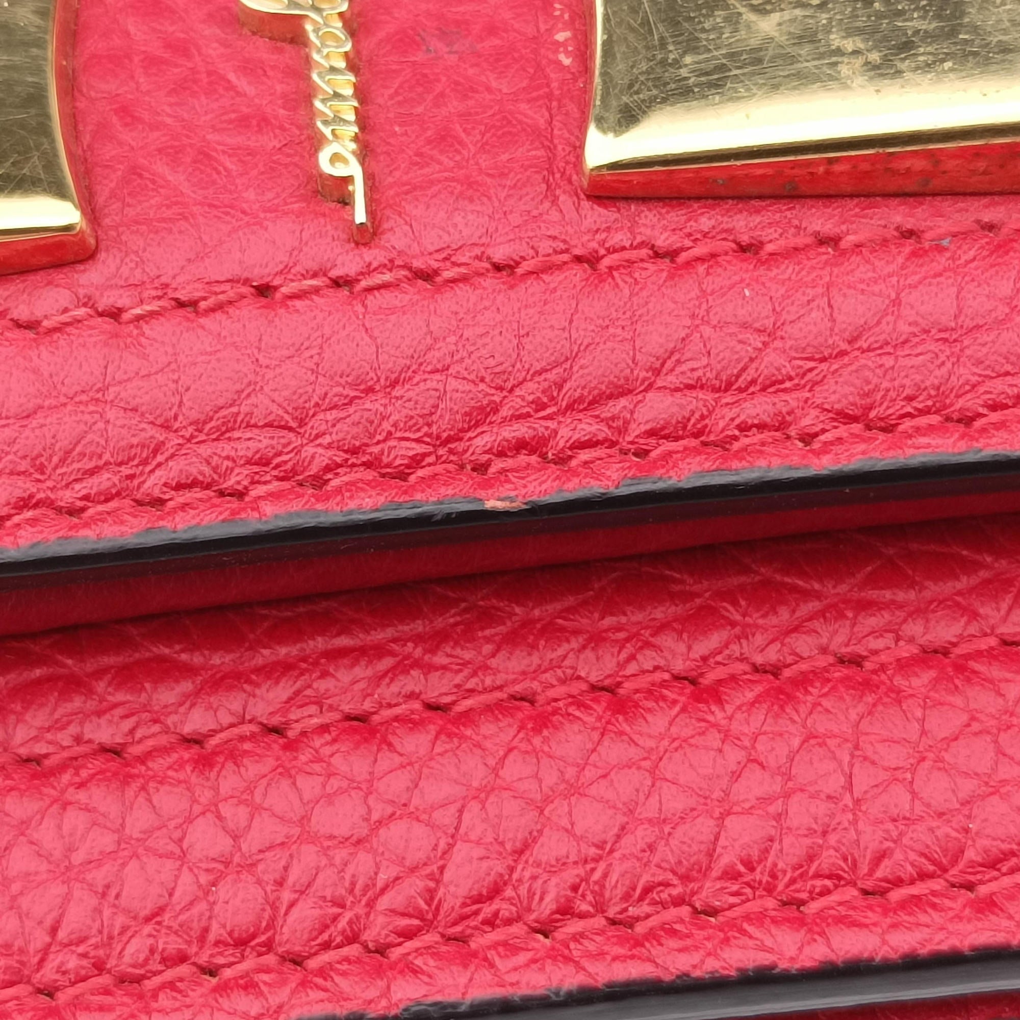 Vara Red Leather AU-21/G657ヴァラ レッド レザー AU-21/G657