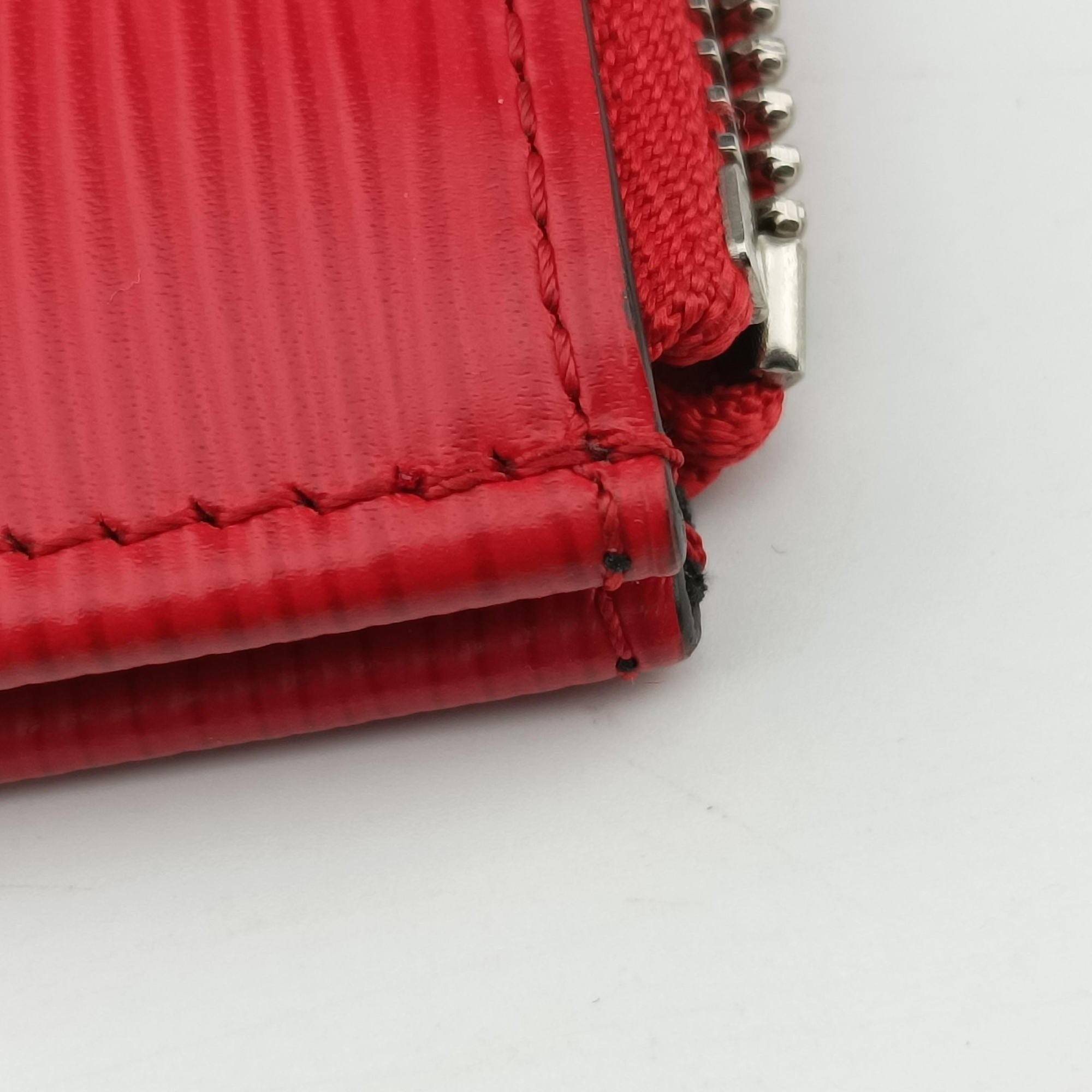 Pochette Jour GM Supreme Collaboration Rouge×White epi M67722 TJ2137ポシェット ジュール GM シュプリーム コラボ ルージュ×ホワイト エピ M67722 TJ2137