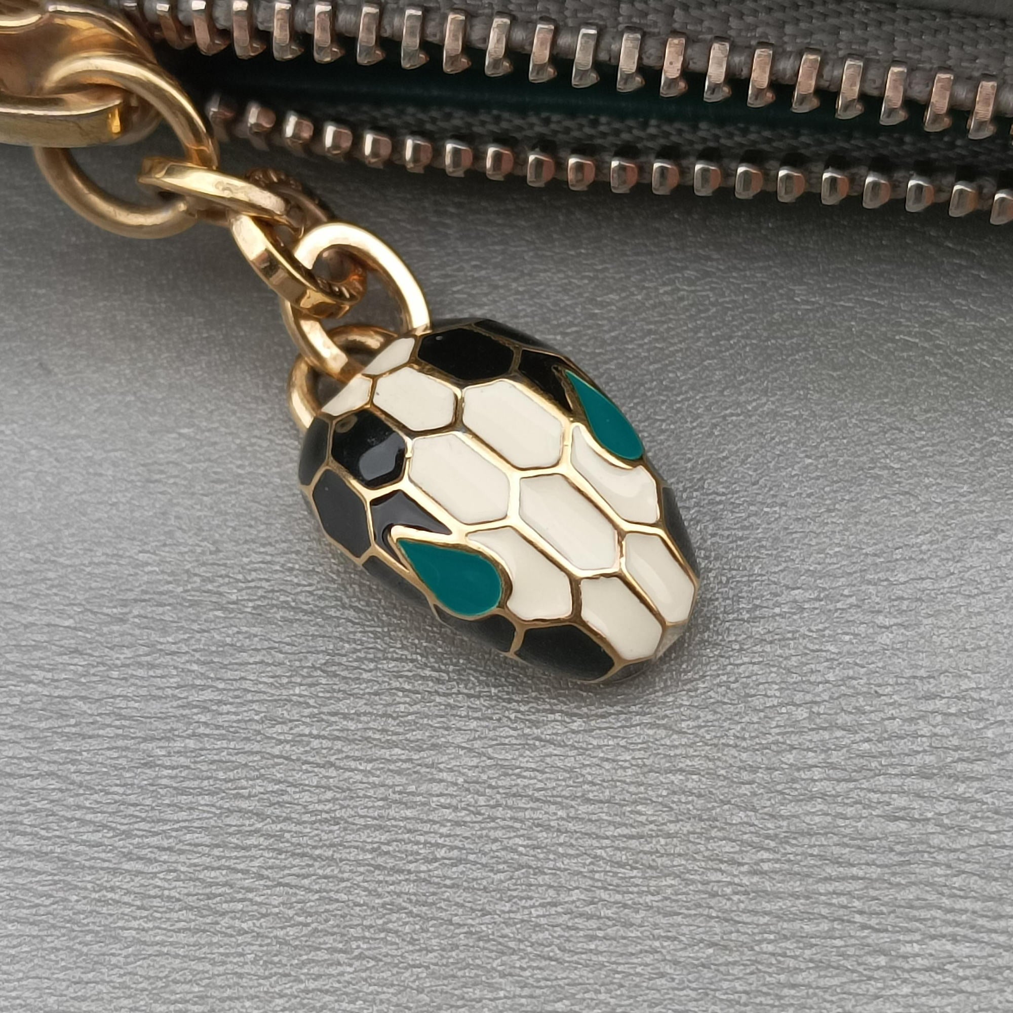 SERPENTI FOREVER Grey Galuchat Skin×Leather RP.C15.39026セルペンティ フォーエバー グレー ガルーシャスキン×レザー RP.C15.39026