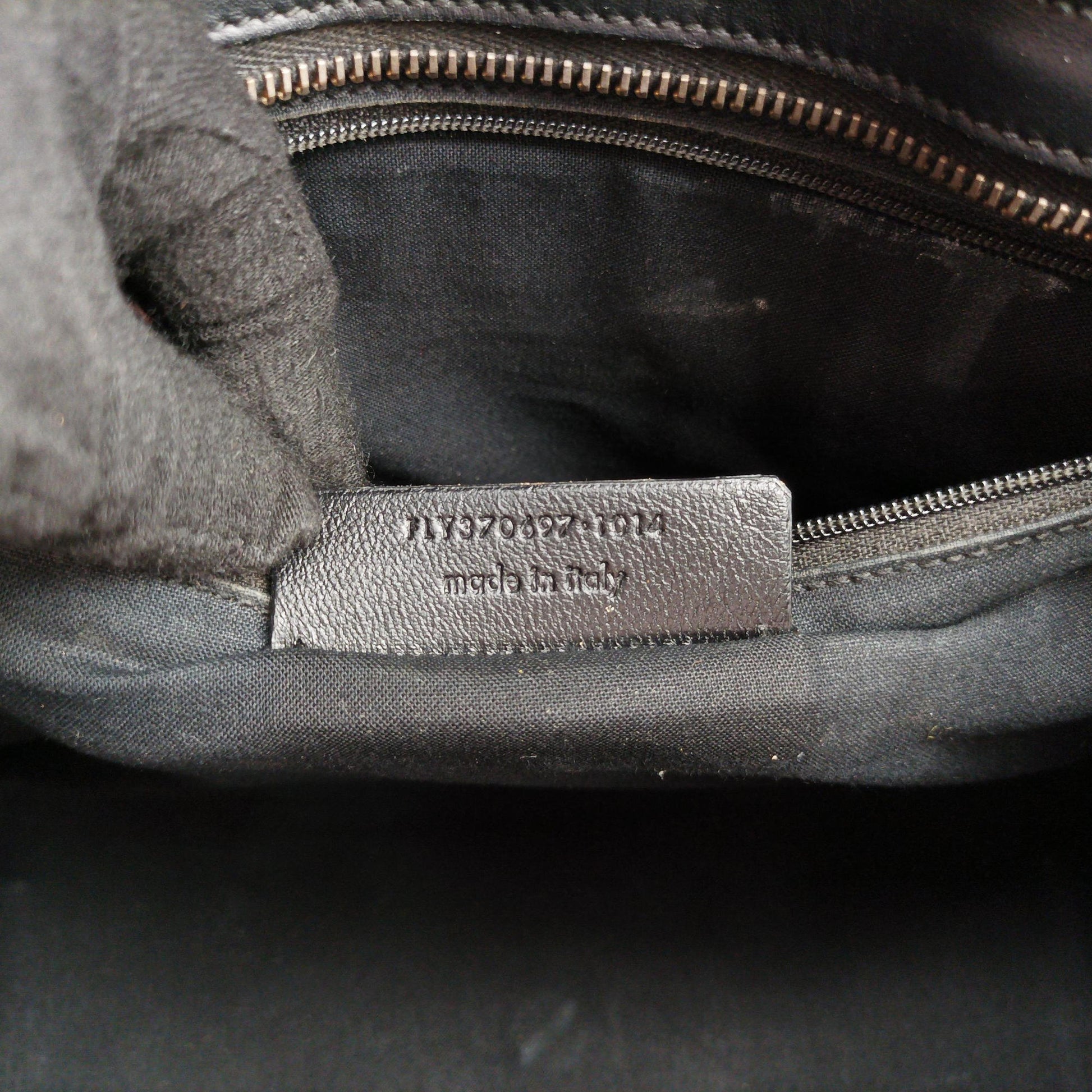 Y Ligne Petit Cabas Black Leather 370697 FLY370697.1014Yライン プチカバス ブラック レザー 370697 FLY370697.1014