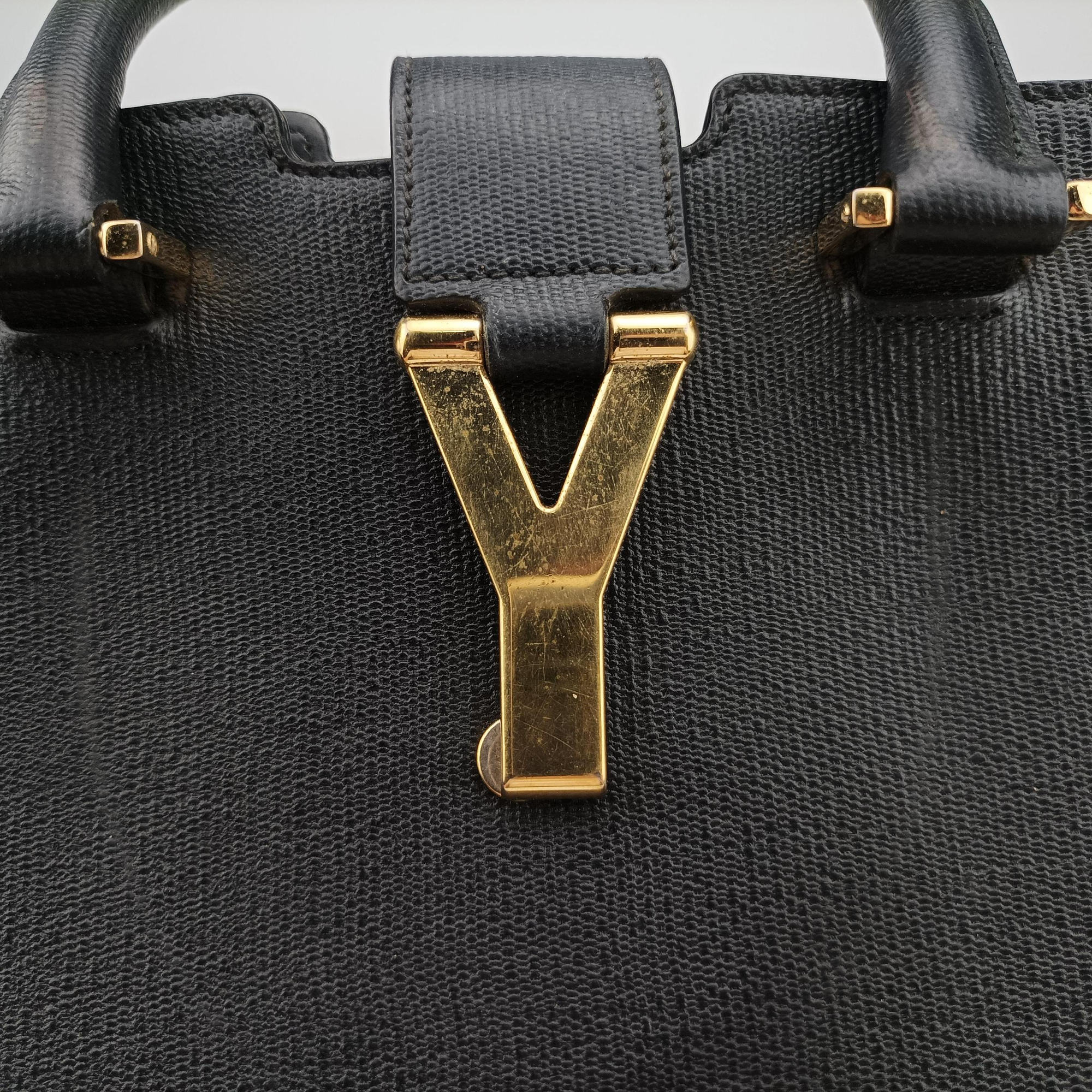 Y Ligne Petit Cabas Black Leather 370697 FLY370697.1014Yライン プチカバス ブラック レザー 370697 FLY370697.1014
