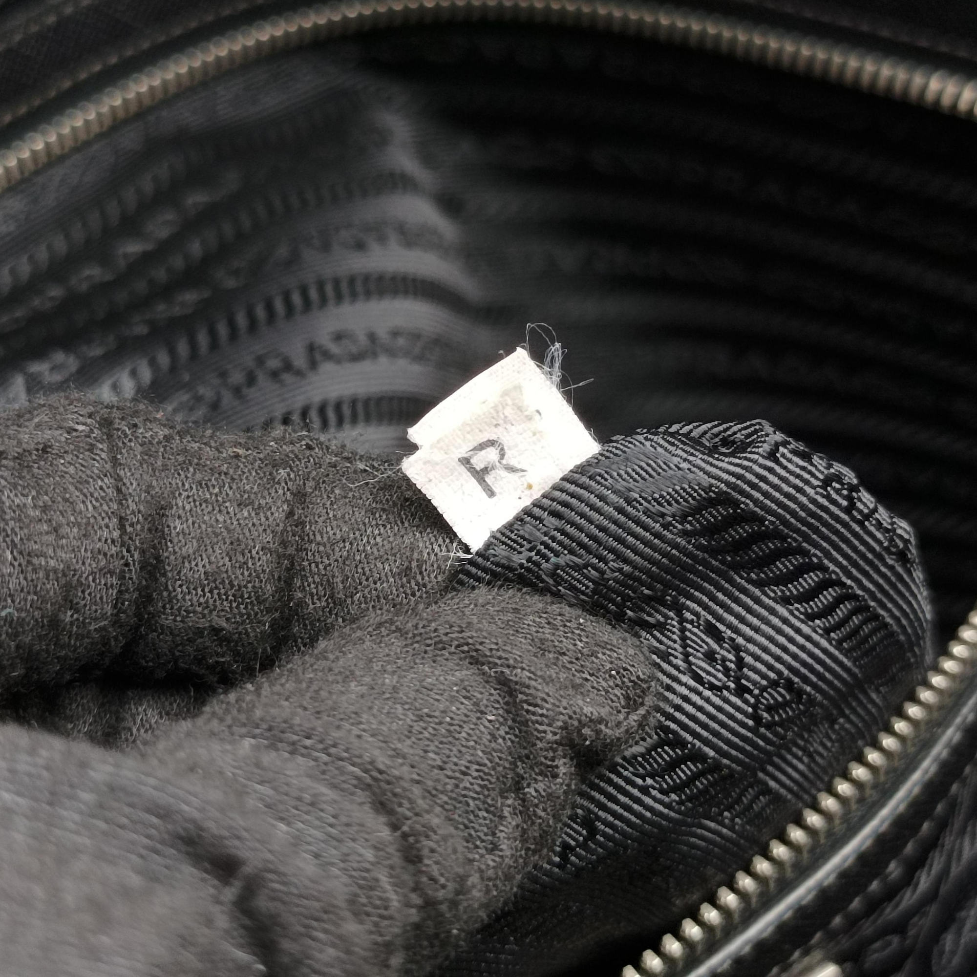 Business Briefcase Black SAFFIANO Leather 2VE011 208 Rビジネス ブリーフケース ブラック サフィアーノレザー 2VE011 208 R