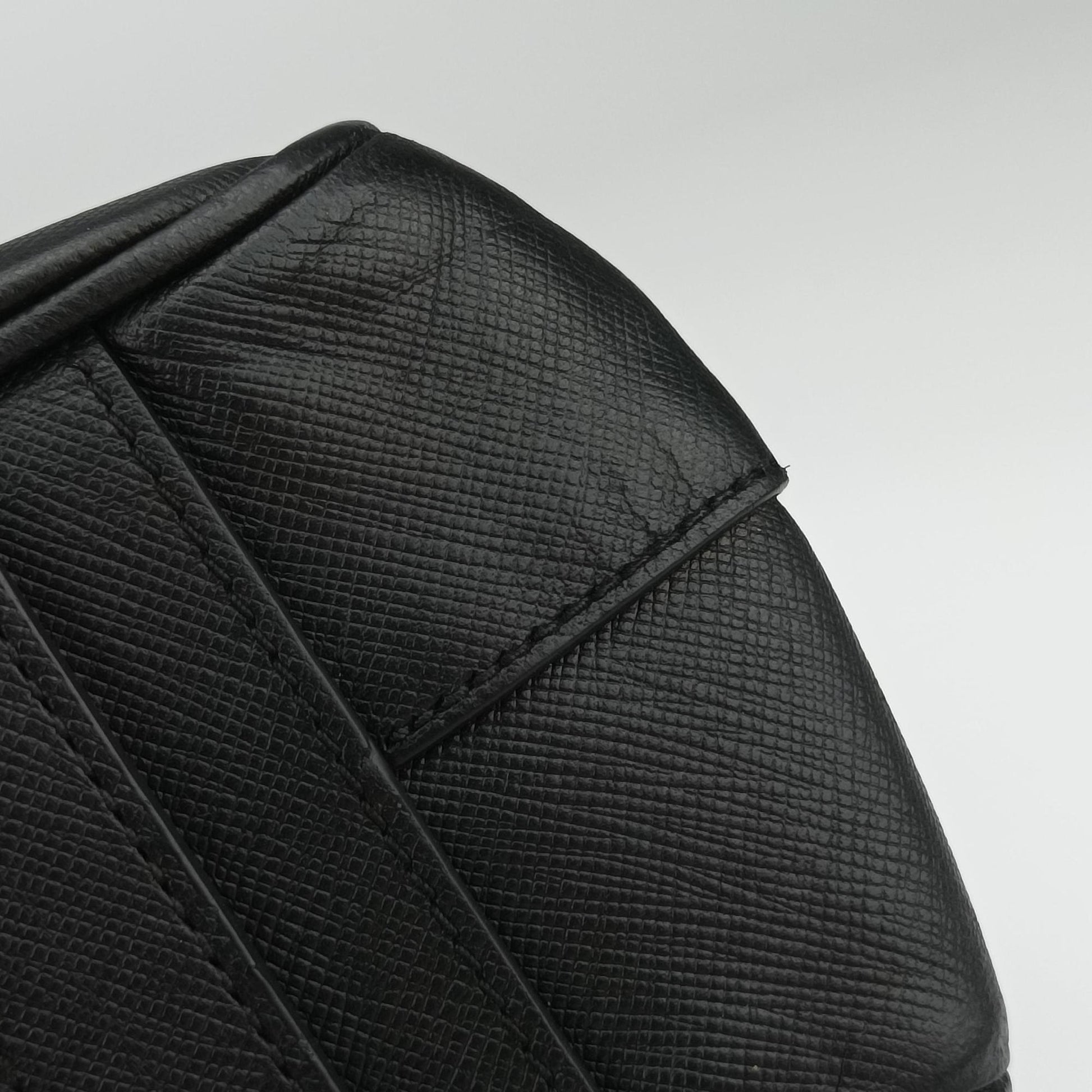 Business Briefcase Black SAFFIANO Leather 2VE011 208 Rビジネス ブリーフケース ブラック サフィアーノレザー 2VE011 208 R