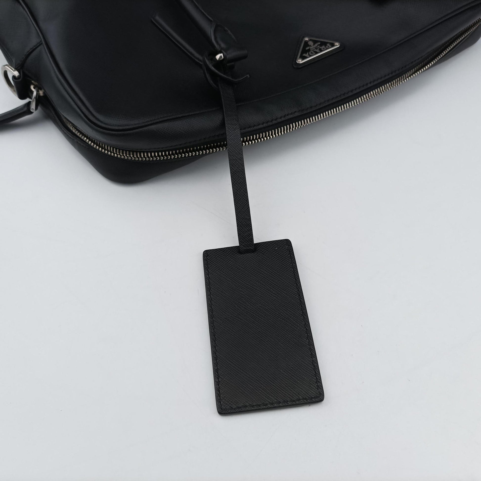 Business Briefcase Black SAFFIANO Leather 2VE011 208 Rビジネス ブリーフケース ブラック サフィアーノレザー 2VE011 208 R
