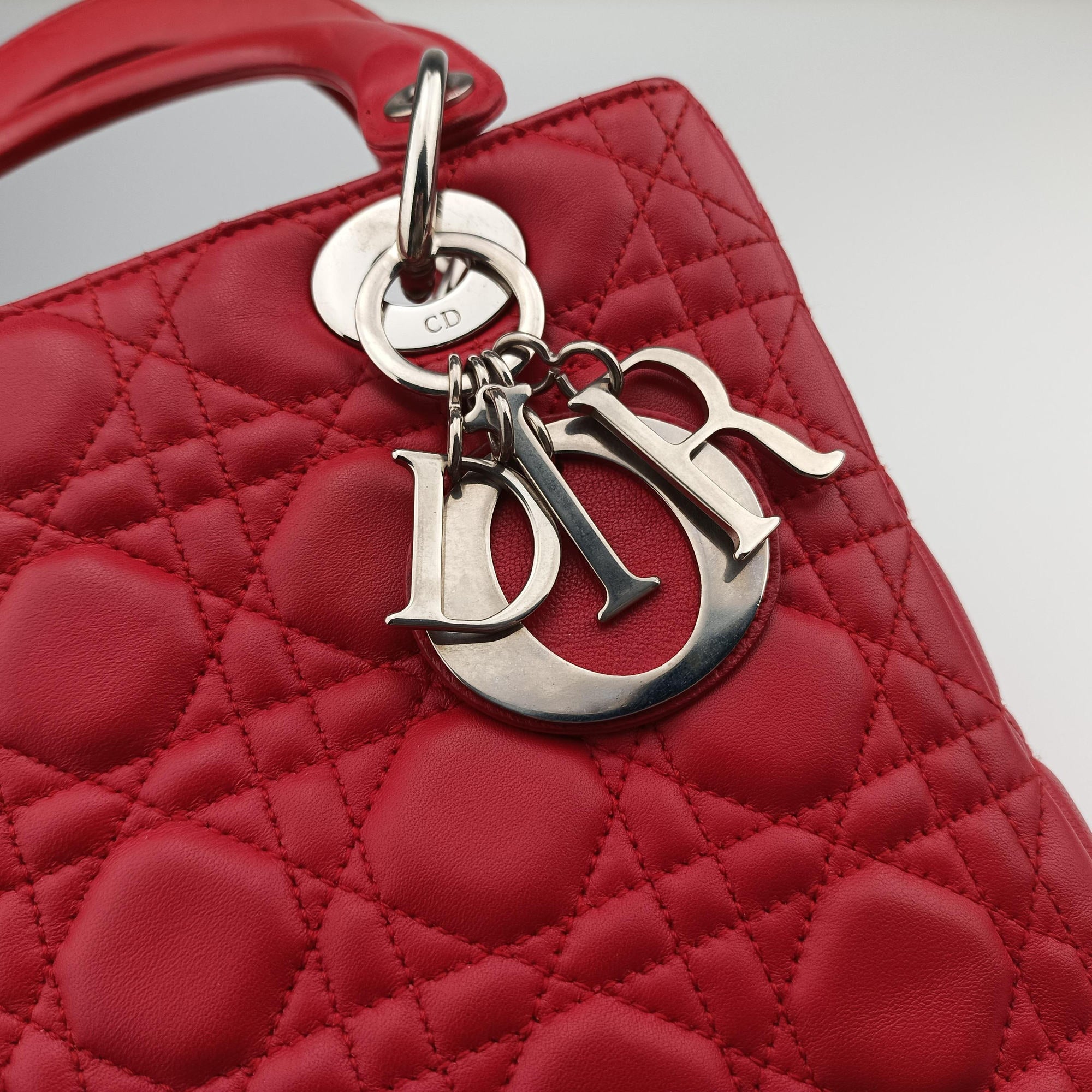 Lady Dior Red lambskin 11-MA-0089レディディオール レッド ラムスキン 11-MA-0089
