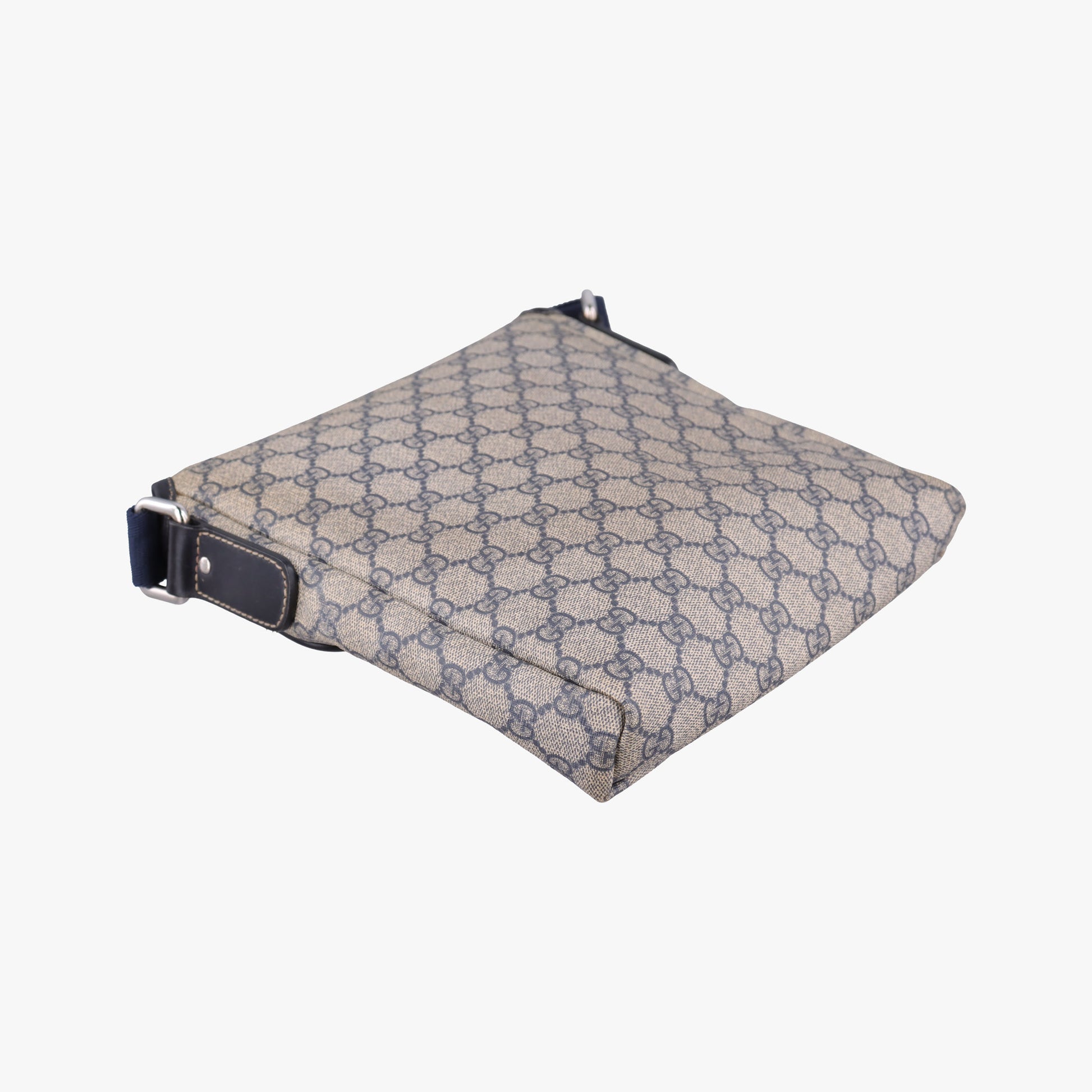 GG Plus GG Supreme beige×navy PVC coated canvas×Leather 223666 B011361882GGプラス GGスプリーム ベージュ×ネイビー PVCコーティングキャンバス×レザー 223666 B011361882