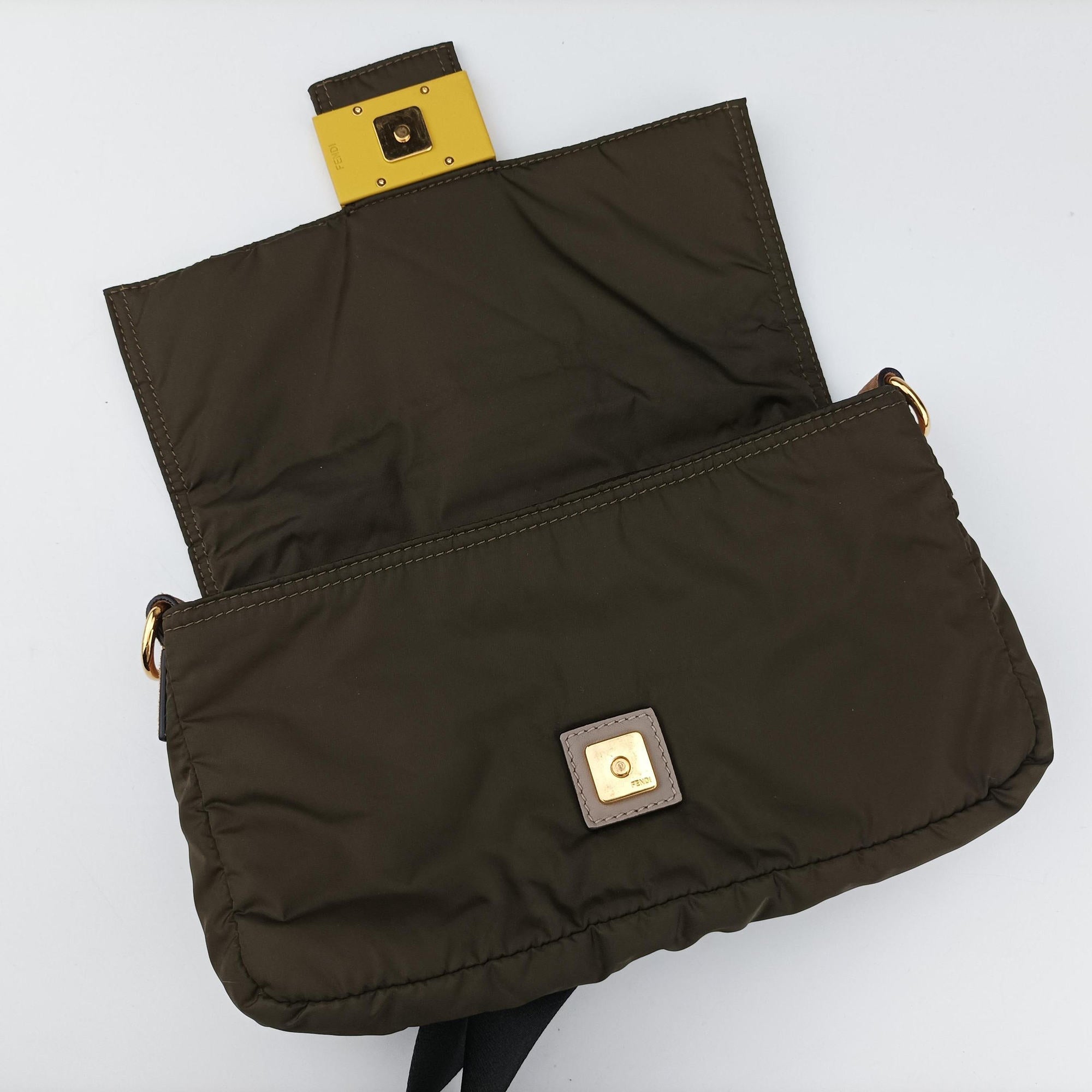 Baguette Green nylon 7VA472 7VA472 AD1I 209-0501バゲット グリーン ナイロン 7VA472 7VA472 AD1I 209-0501