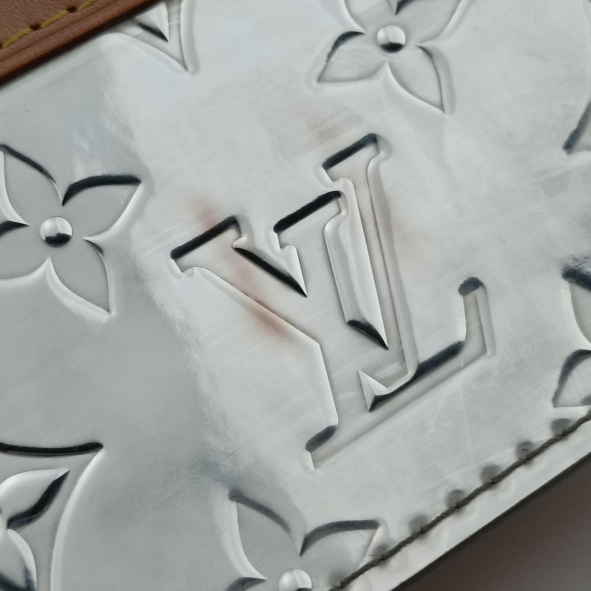 Monogram Mirror Handle Soft Trunk Silver Vernis M80807 モノグラム ミラートランク ポシェット シルバー ヴェルニ M80807 