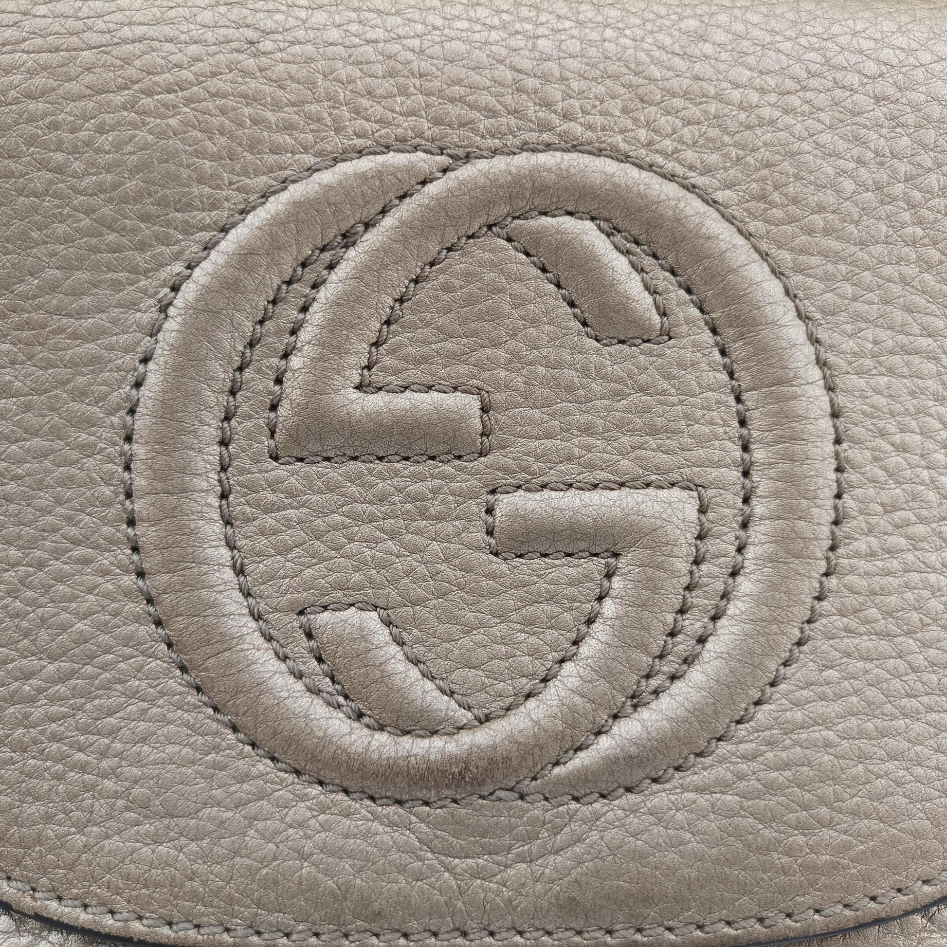 Soho Golden Leather 323190 F014831523ソーホー ゴールド レザー 323190 F014831523