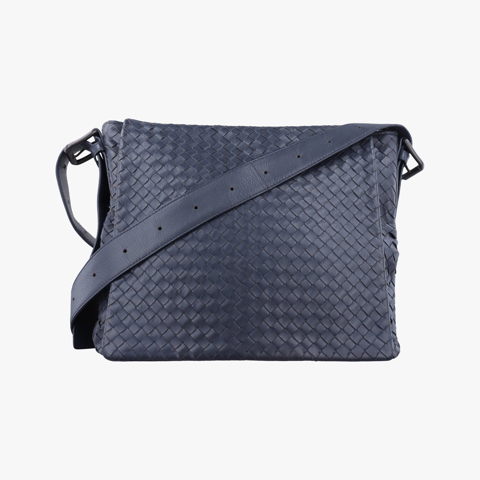 Intrecciato Navy lambskin B02834033Jイントレチャート ネイビー ラムスキン B02834033J