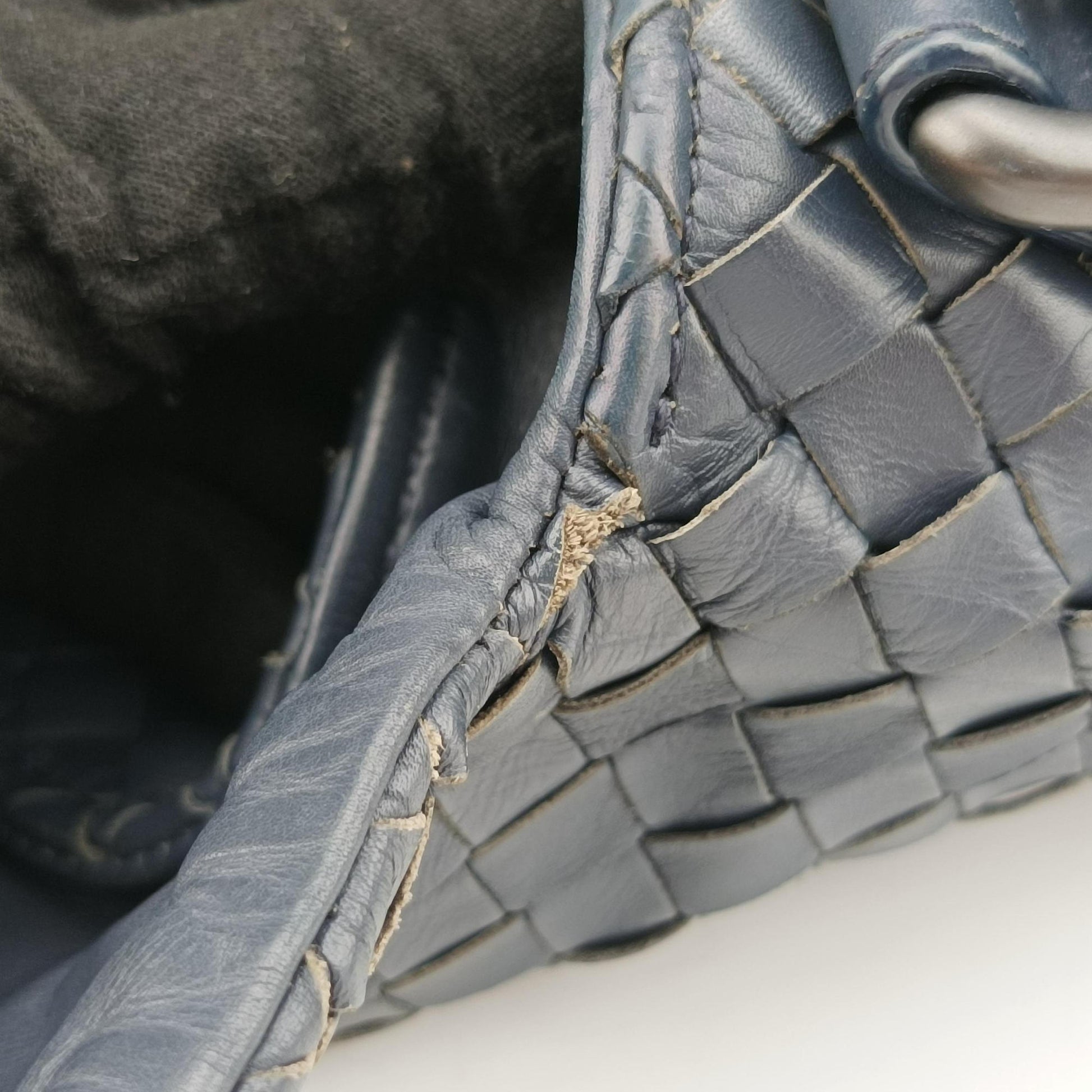 Intrecciato Navy lambskin B02834033Jイントレチャート ネイビー ラムスキン B02834033J