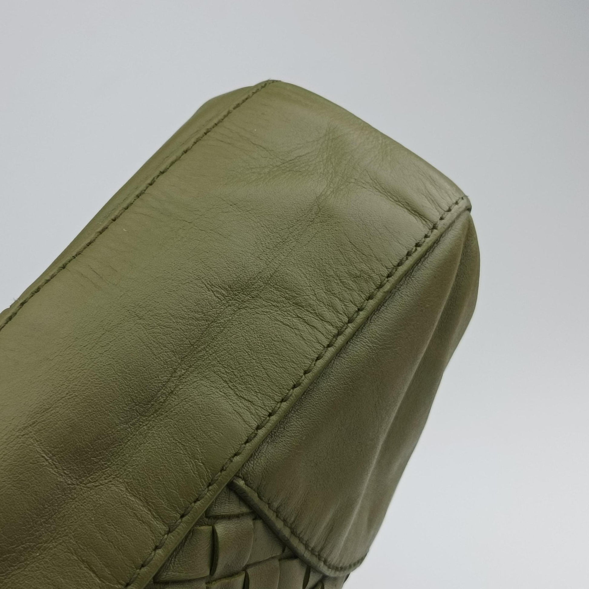 Intrecciato Shopper Acatl Green lambskin B03181332Rイントレチャート ショッパー アキャトル グリーン ラムスキン B03181332R