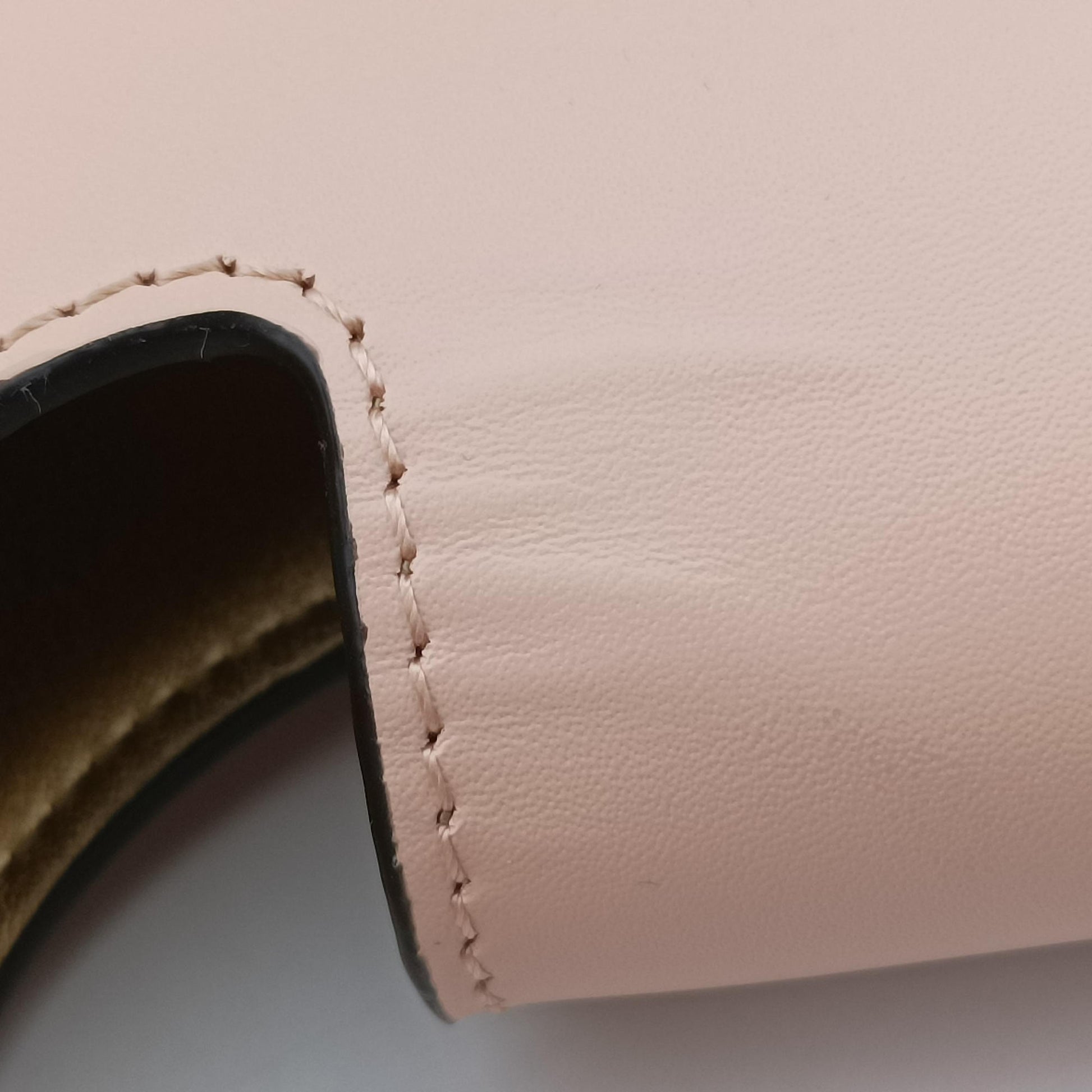 Cookie Mini Pink Leather 8BS065 8BS065-AAIW-228-10429クッキーミニ ピンク レザー 8BS065 8BS065-AAIW-228-10429