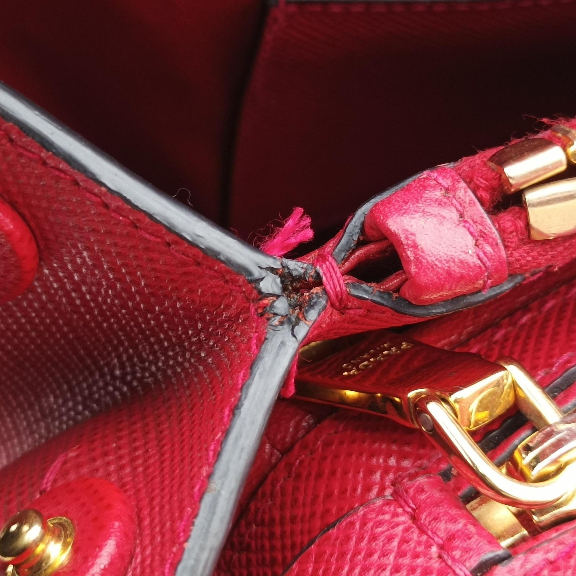 Bicolor Cuir Double Red SAFFIANO Leather 239/Lバイカラー キュイール ダブル レッド サフィアーノレザー 239/L