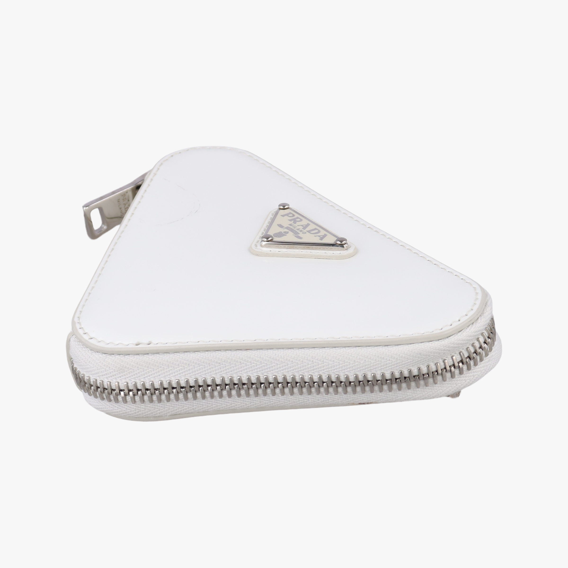 Triangle Chain Pouch White Leather 230-Aトライアングル チェーン ポーチ ホワイト レザー 230-A