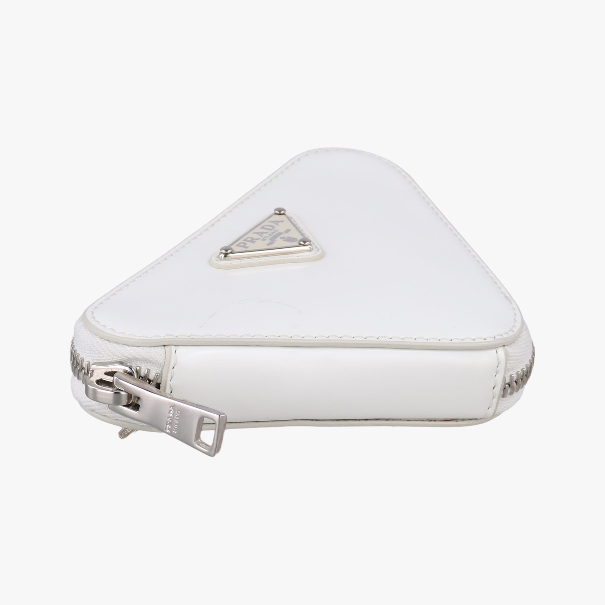Triangle Chain Pouch White Leather 230-Aトライアングル チェーン ポーチ ホワイト レザー 230-A