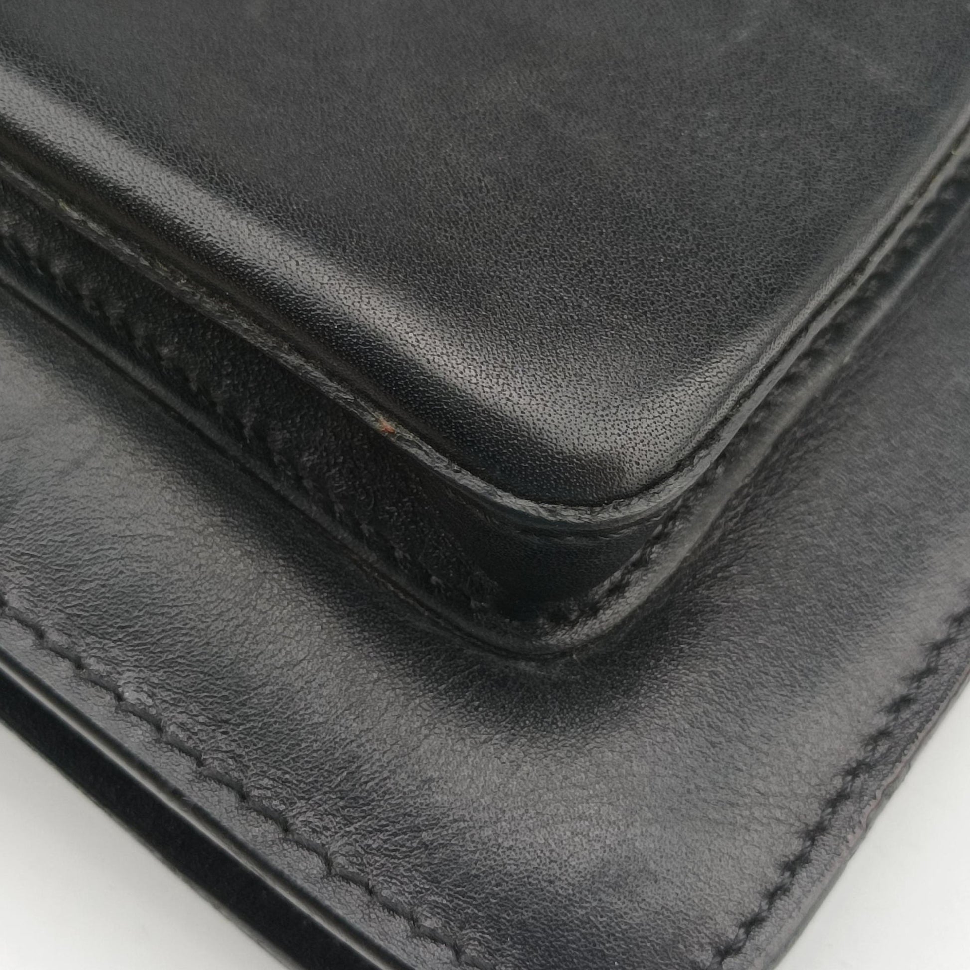 Embossed Logo Top Handle Messenger Black Leather ロゴ型押し 2WAY メッセンジャー ブラック レザー 