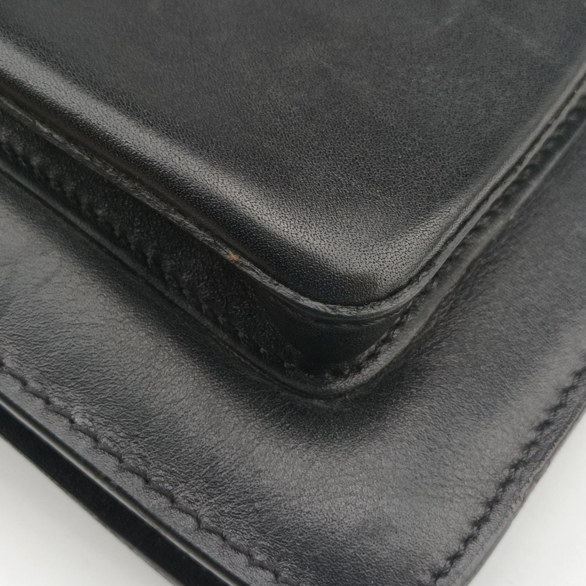 Embossed Logo Top Handle Messenger Black Leather ロゴ型押し 2WAY メッセンジャー ブラック レザー 