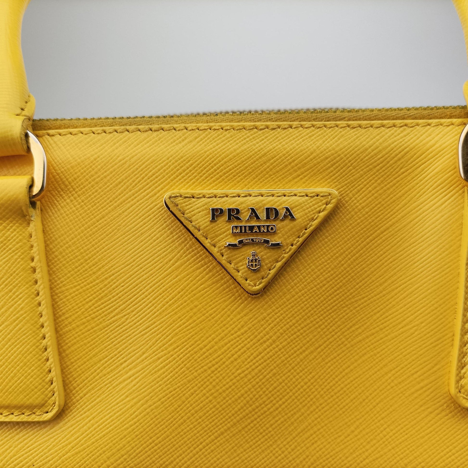 Galleria Yellow SAFFIANO Leather BN2274 25ガレリア イエロー サフィアーノレザー BN2274 25