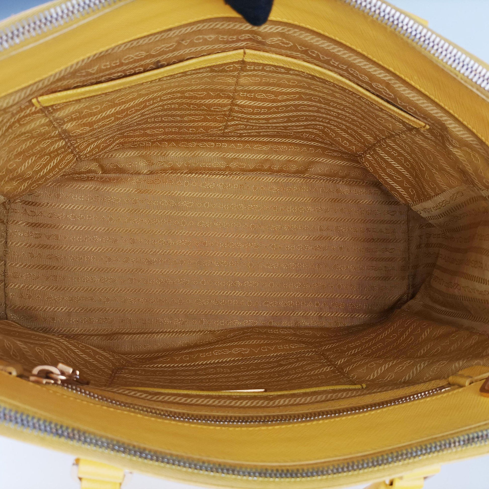Galleria Yellow SAFFIANO Leather BN2274 25ガレリア イエロー サフィアーノレザー BN2274 25
