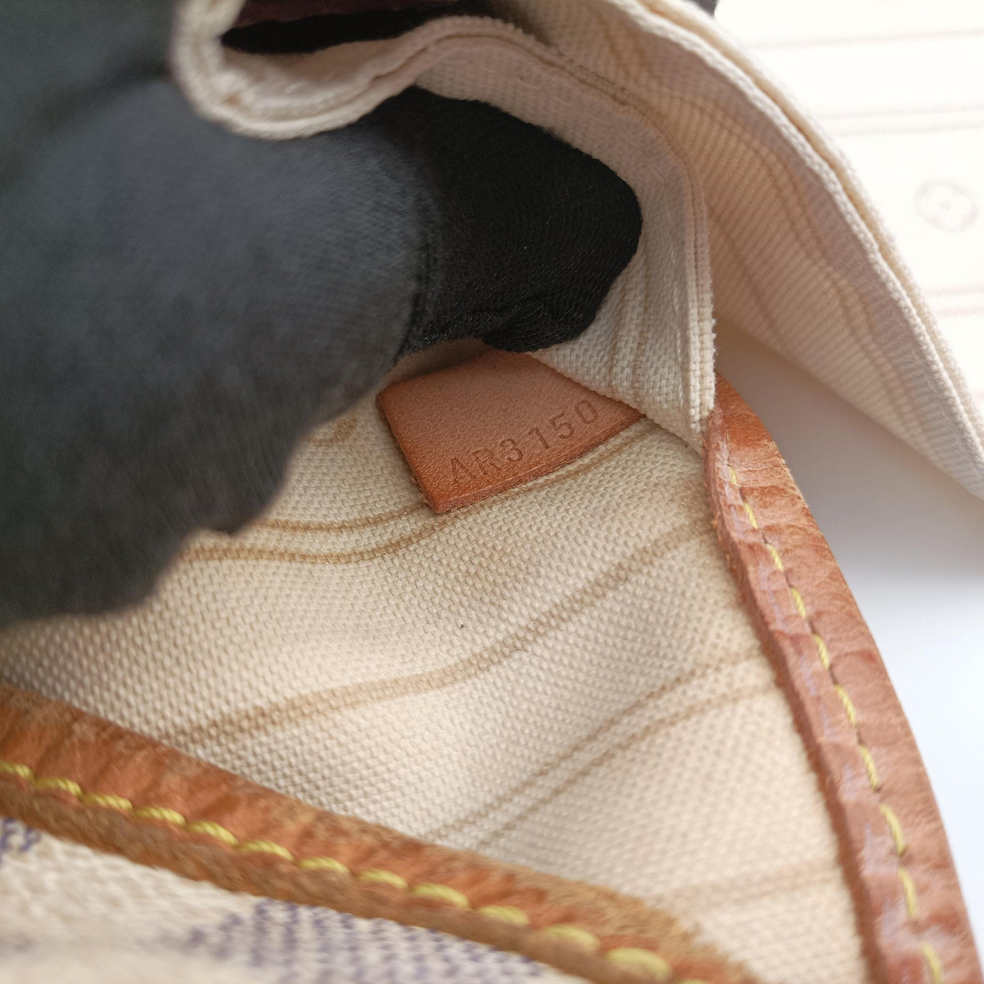 Neverfull MM Azur Damier Canvas N51107 AR3150ネヴァーフルMM アズール ダミエキャンバス N51107 AR3150